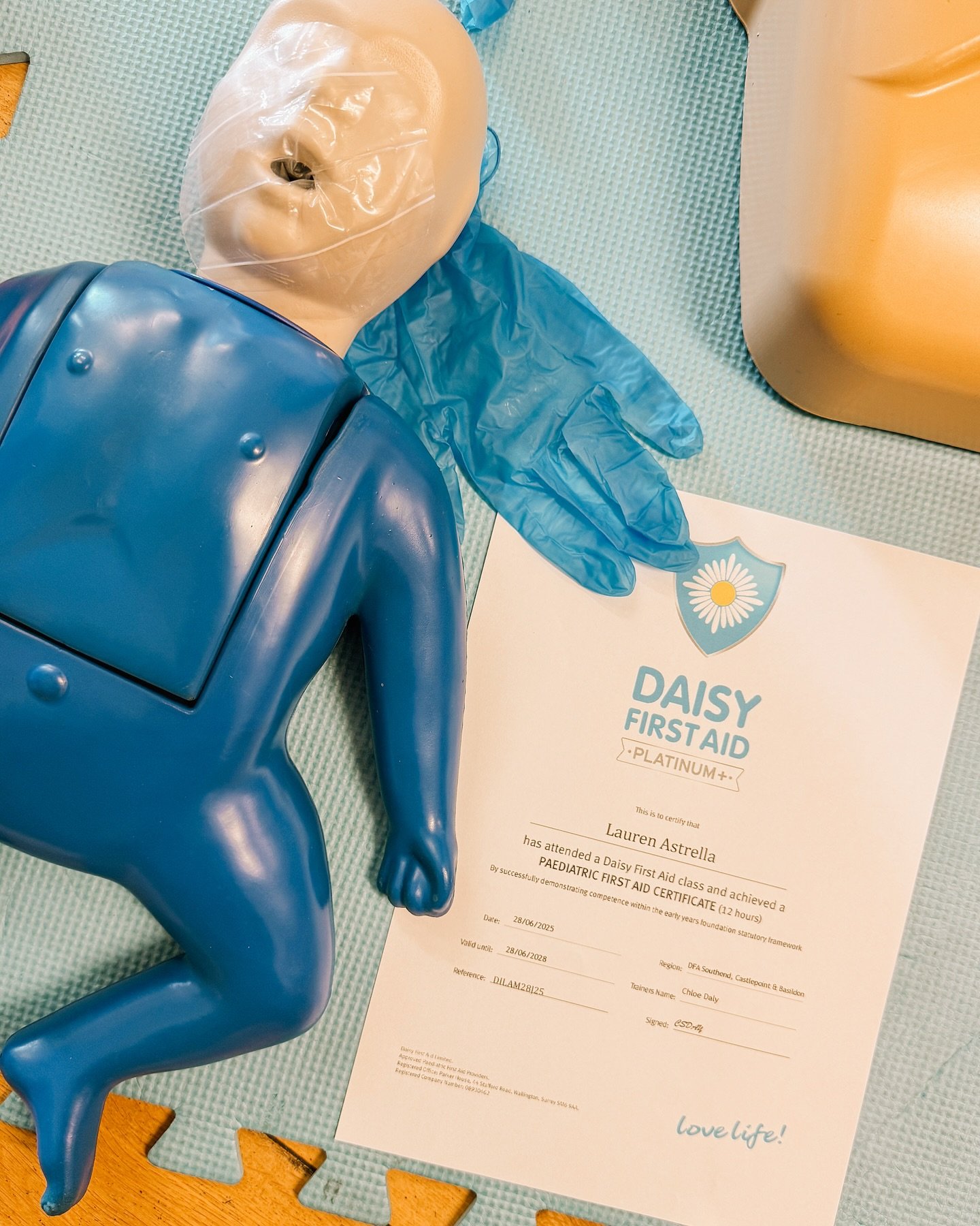 ✨ Why book parties and classes with us? ✨ 

Booking with That Kid Life means you get an experienced Primary School Teacher with full Paediatric First Aid training, Level 3 Safeguarding training, who also happens to be a Children&rsquo;s Mental Health