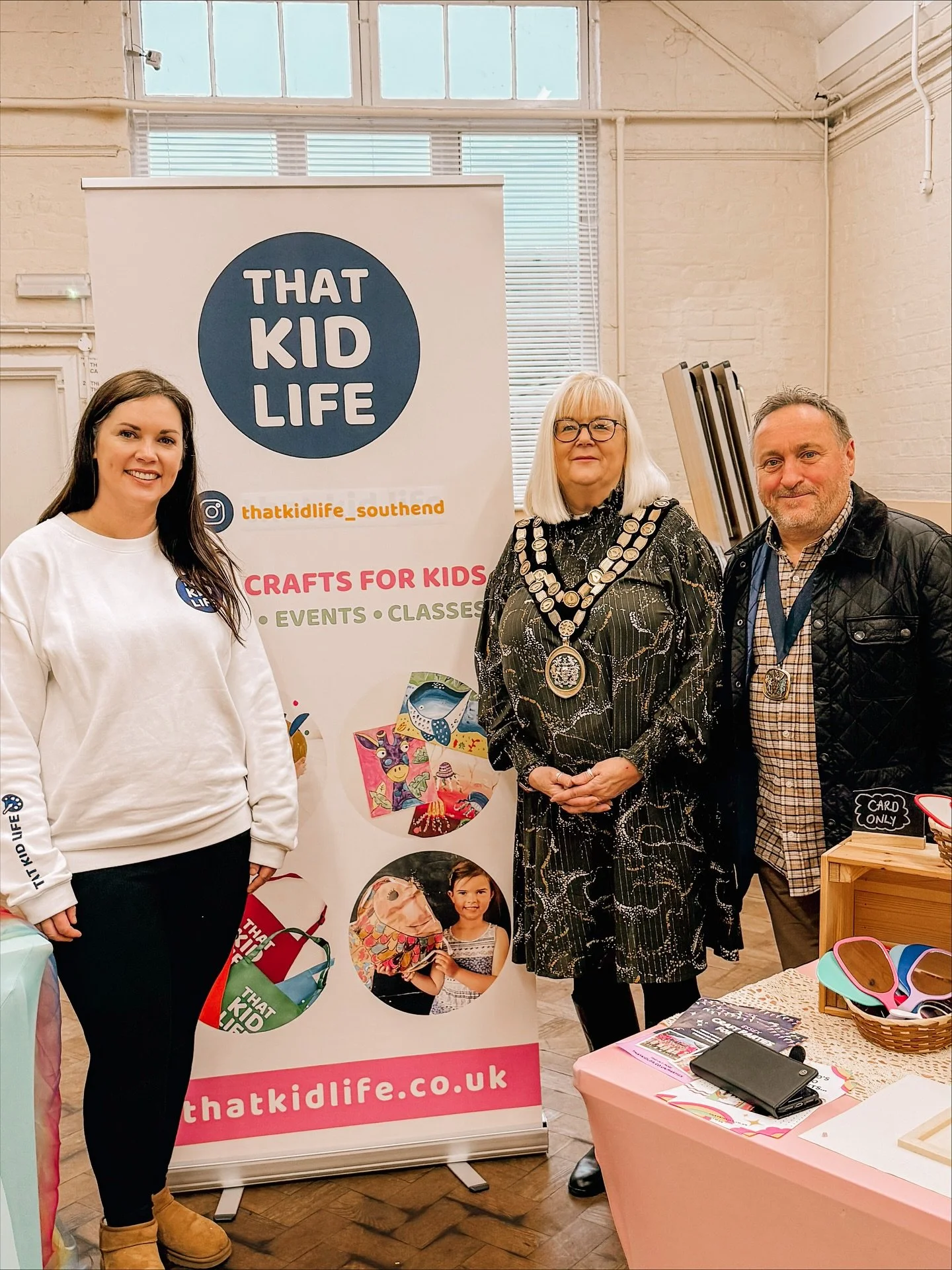 What a brilliant day at the Great Wakering Art Exhibition!

It was great to meet so many local families and showcase some masterpieces from That Kid Life. I also had lots of chats about other potential opportunities in the future 👀.

Thank you to al