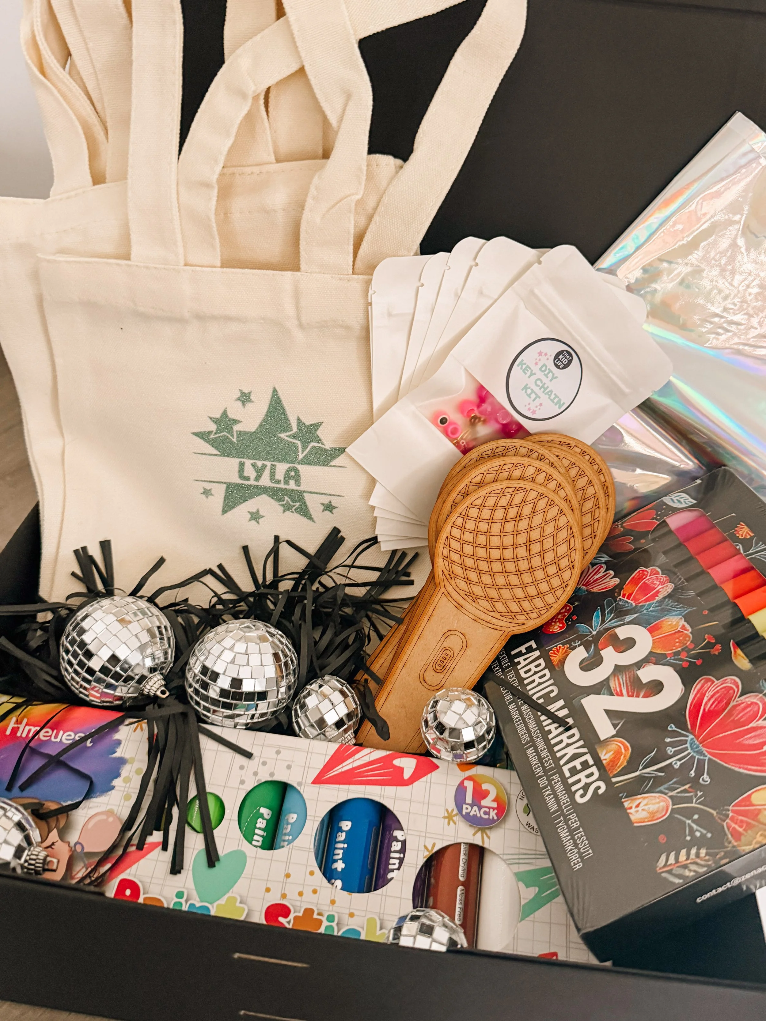 PREMIUM K-Pop Disco Craft Party Kit