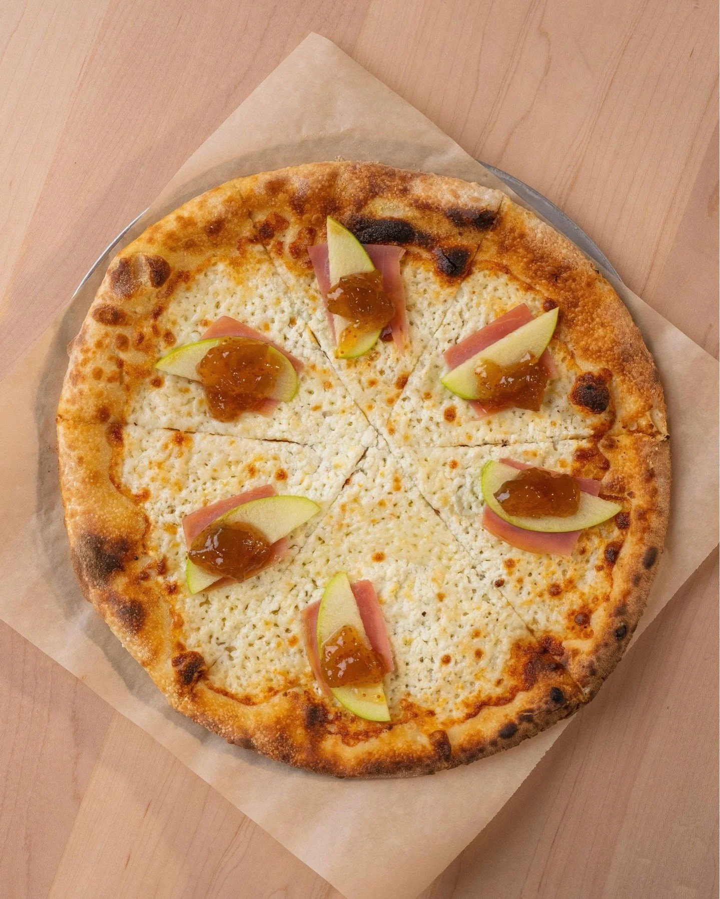 Sweet, savory, and seriously unforgettable. 🤤

Our Sow Sweet pizza is loaded with garlic oil, mozzarella, goat cheese, prosciutto, green apples, and house-made fig jam.

A slice of perfection waiting for you at Fate. 🔥

Fate Brewing Company 🌵☀️🍻
