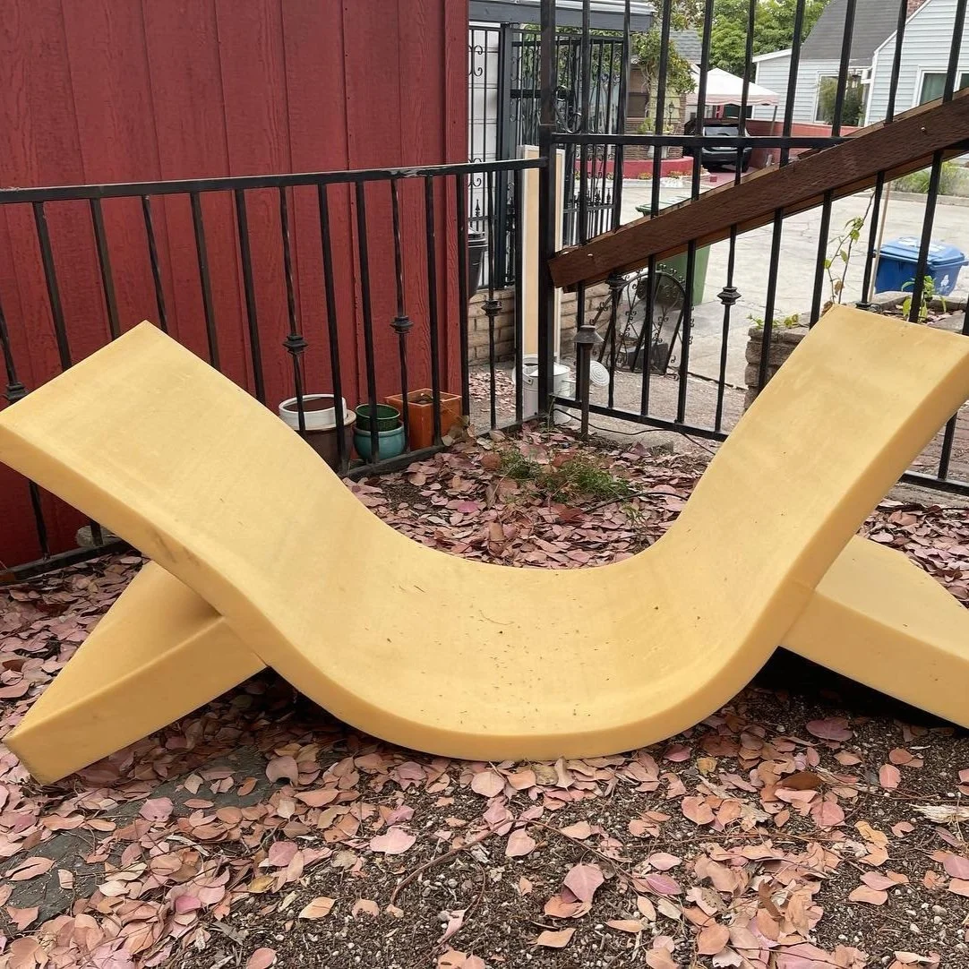 gallery-bench-collapsed.jpg