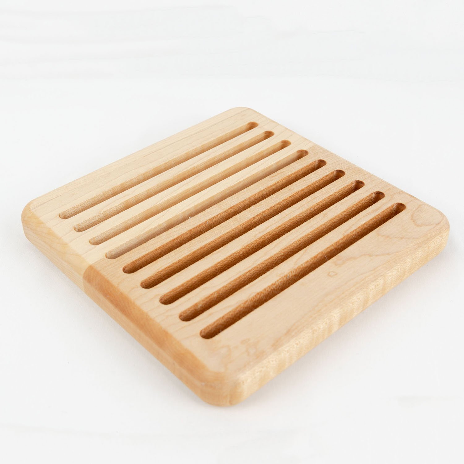 TWeatherhead&Co-maple-wood-square-trivet-luxury-office-home-décor-and-lifestyle—trs6m_exterior view front_websize 1.jpg