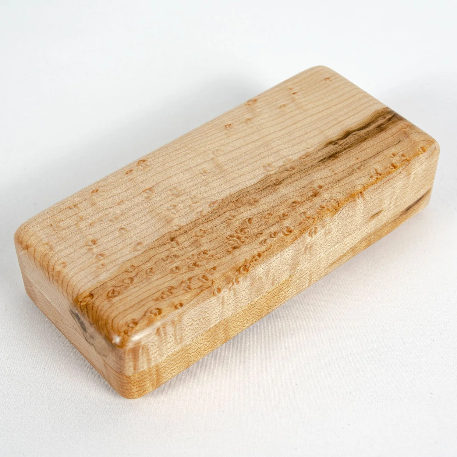 birdseye-maple-eyeglass-case-grain-detail-tweatherheadco.jpg