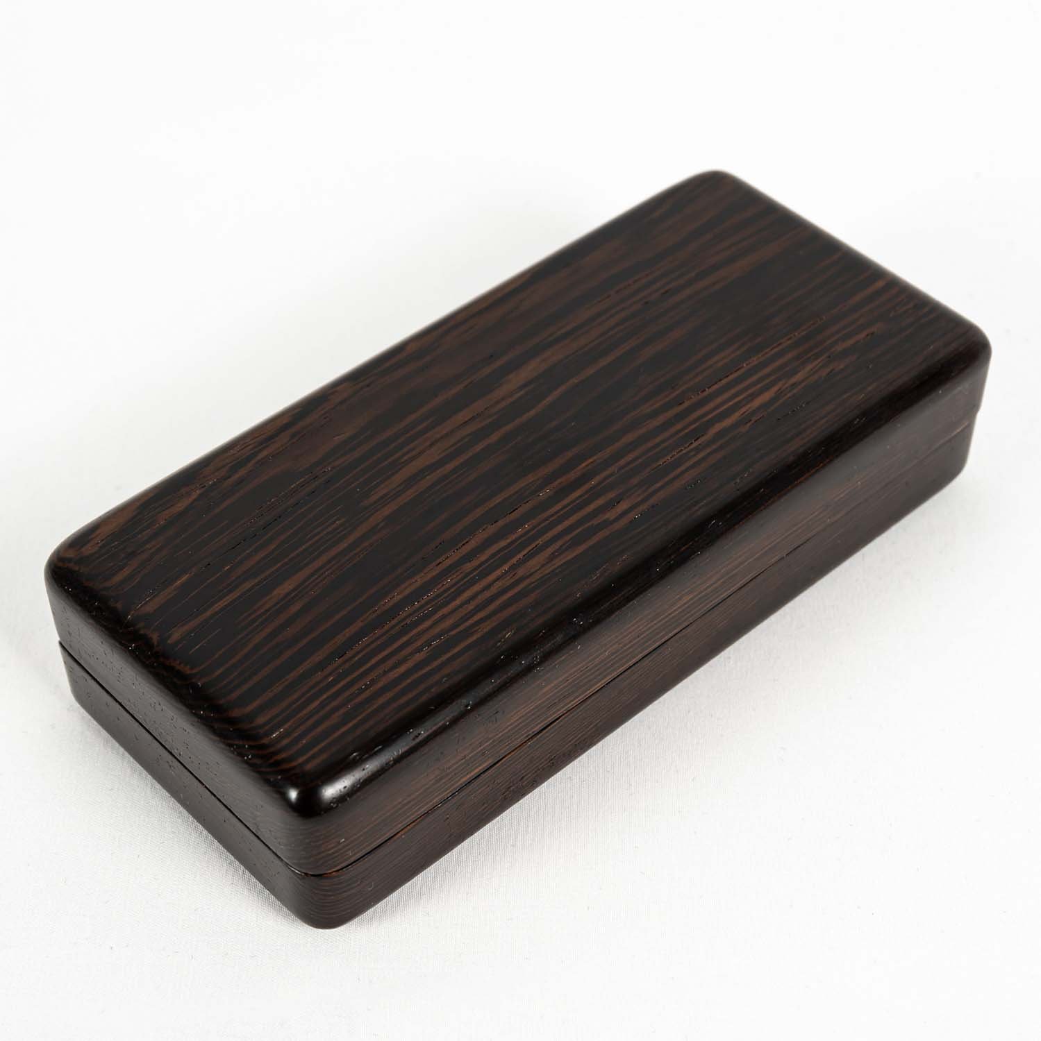 wenge-eyeglass-case-closed-front-view-2.jpg