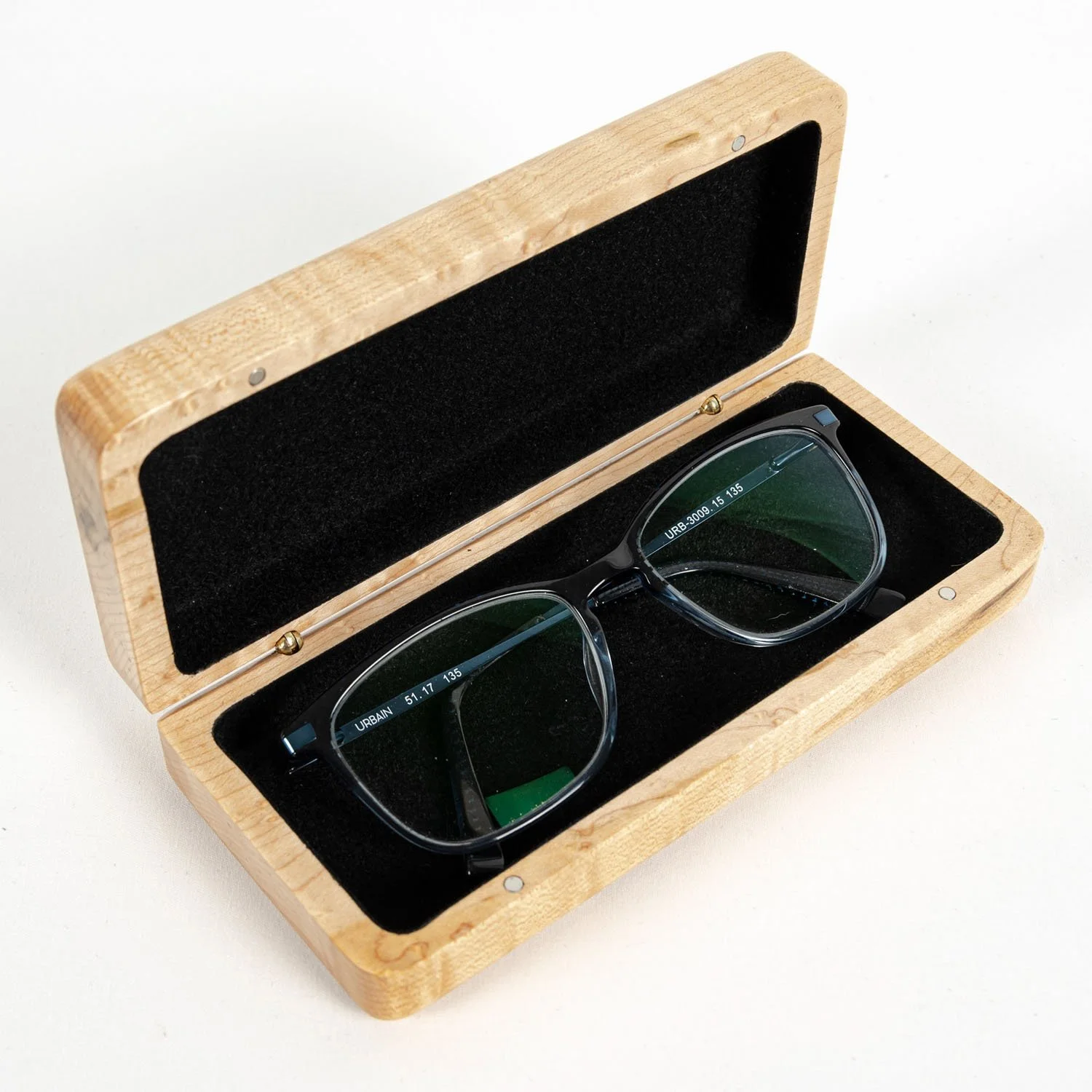 birdseye-maple-eyeglass-case-dark-frame-glasses-tweatherheadco.jpg