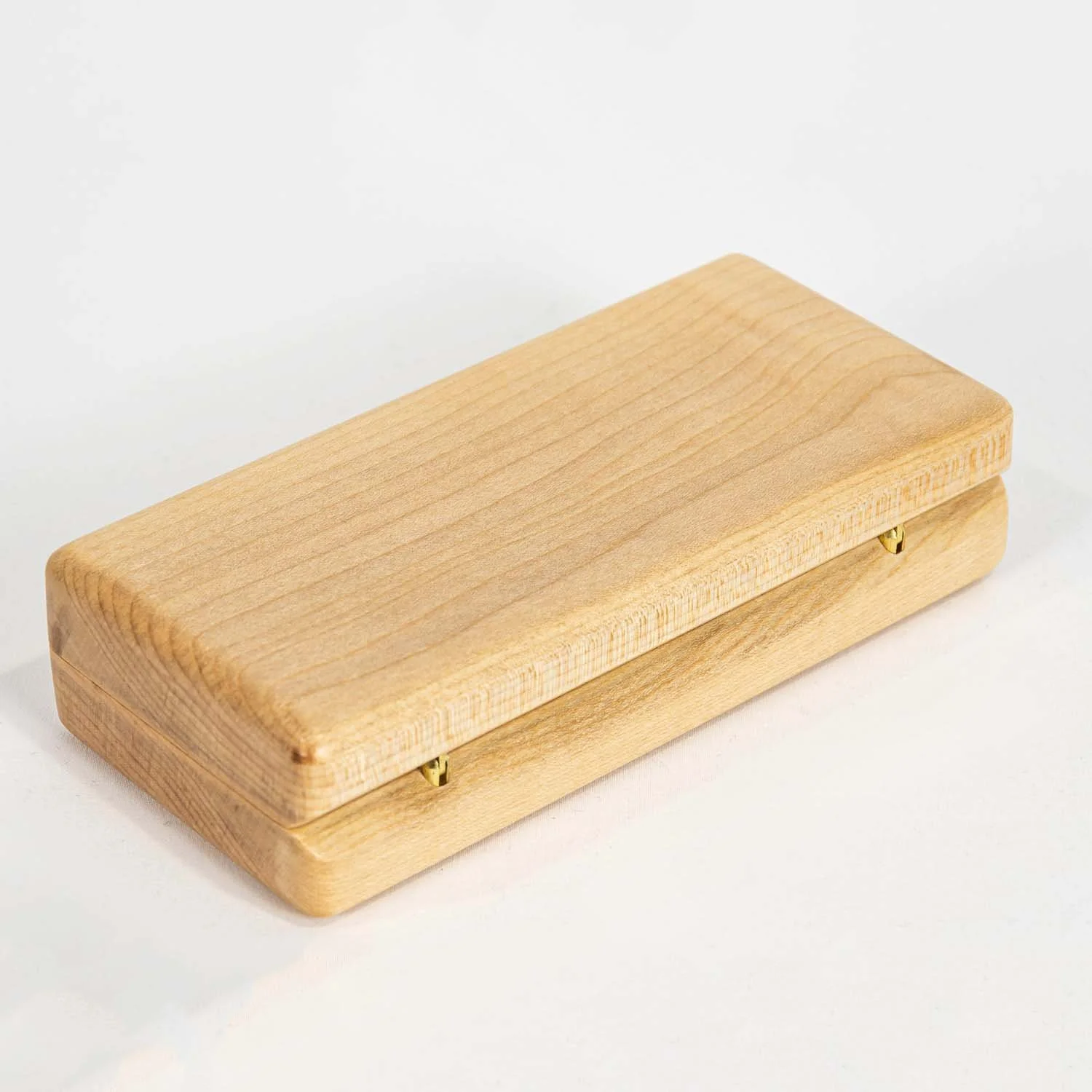 maple-eyeglass-case-closed-white-background-tweatherheadco.jpg