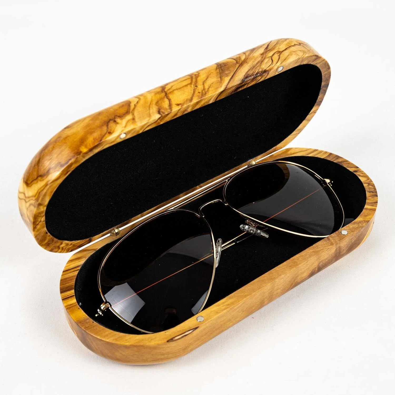 olive-eyeglass-case-open-with-sunglasses-white-background-37.jpg