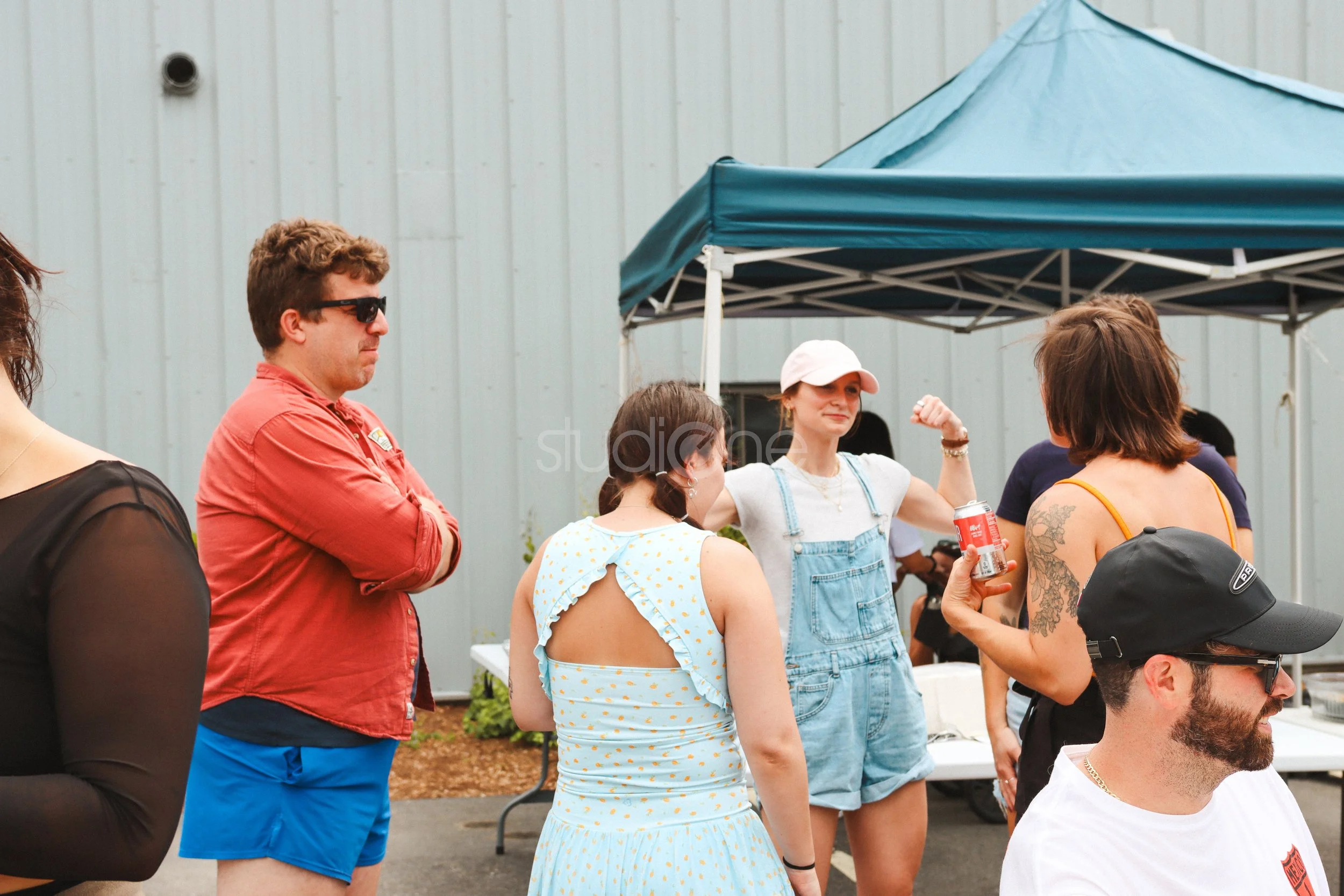 studio-one-parkinglotparty-133.jpg
