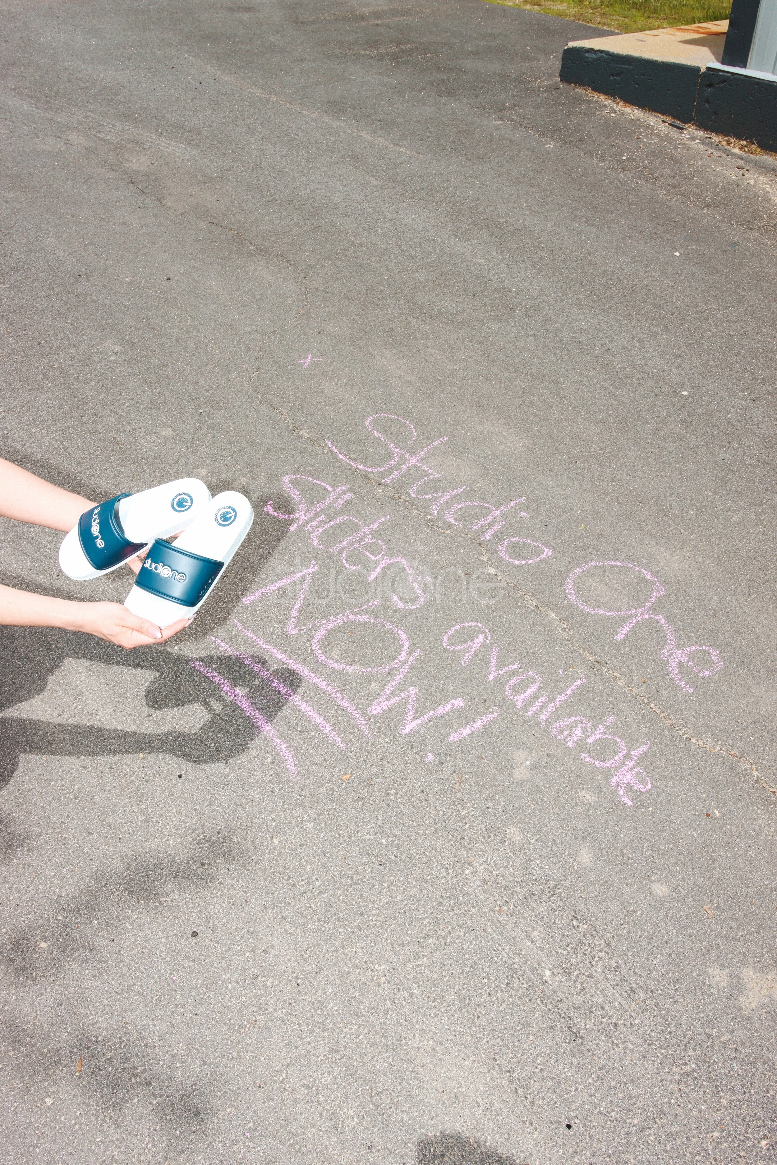 studio-one-parkinglotparty-113.jpg