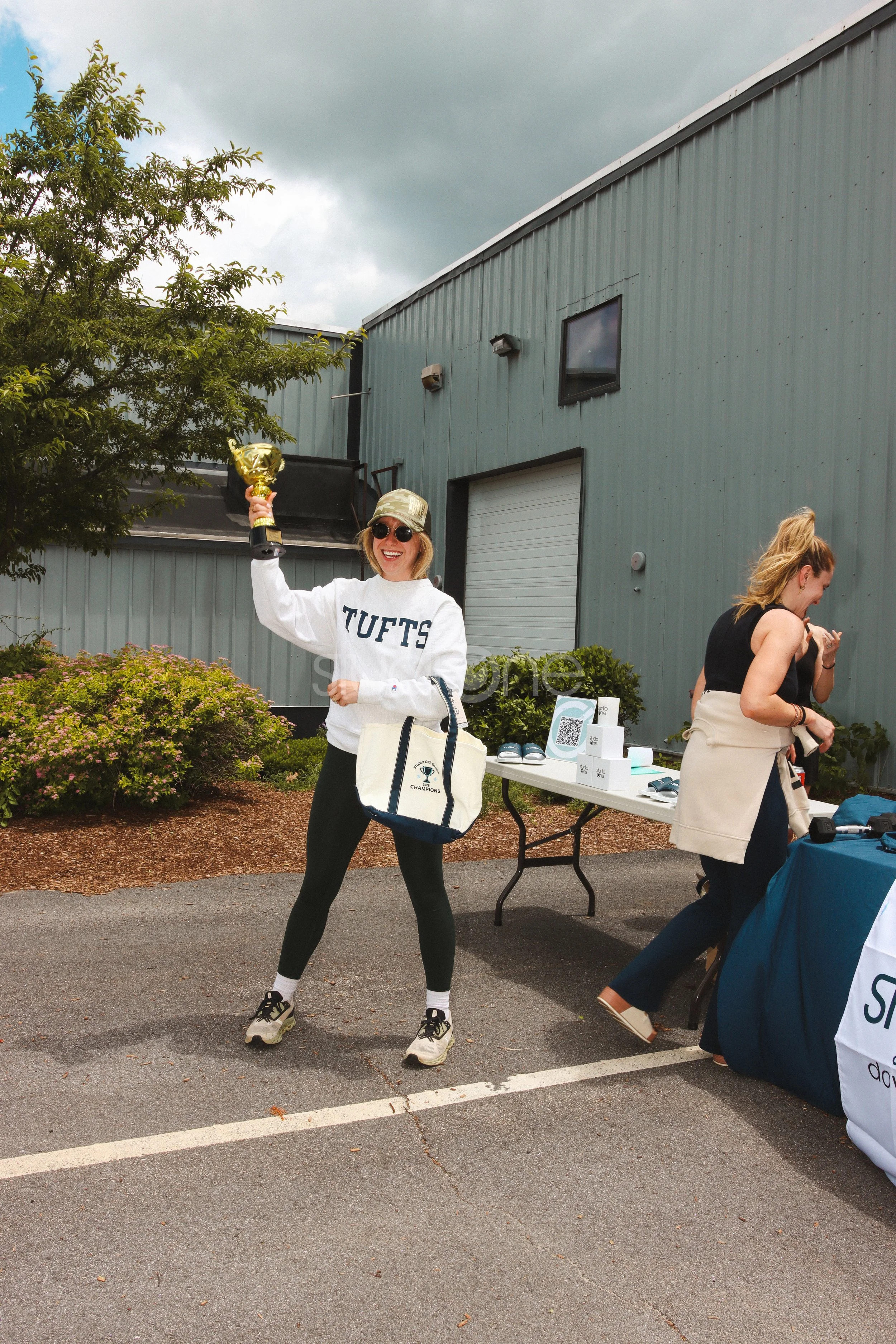 studio-one-parkinglotparty-103.jpg