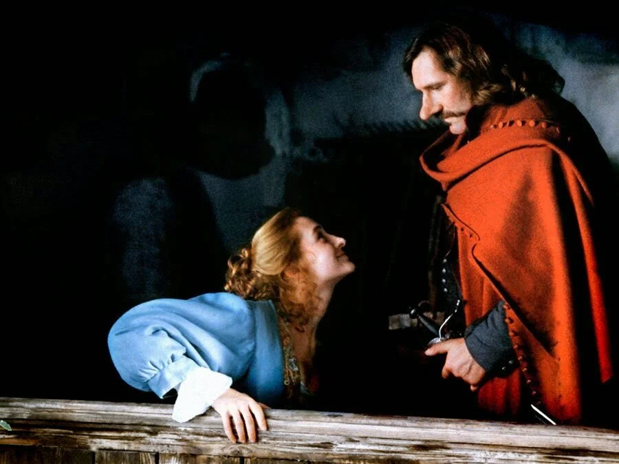 No importa lo guapa o feo que seas, si necesitas un Cyrano…