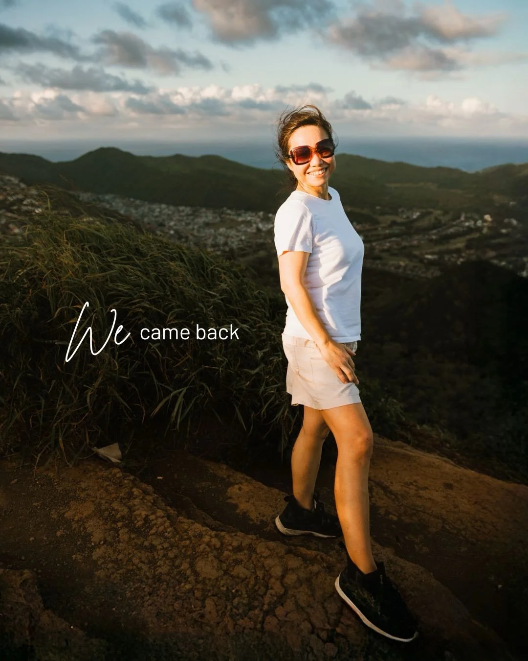 One week after our first Koko Head hike, we came back.

Same trail. Same climb.

But this time&hellip; with a plan.

After the first hike, I already knew if we timed it right, the light at sunset could completely transform the scene.

So we returned.