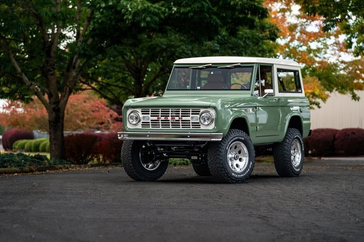 002-boxwood-green--hlc-order-legacy--1966-ford-bronco-boxwood.jpg