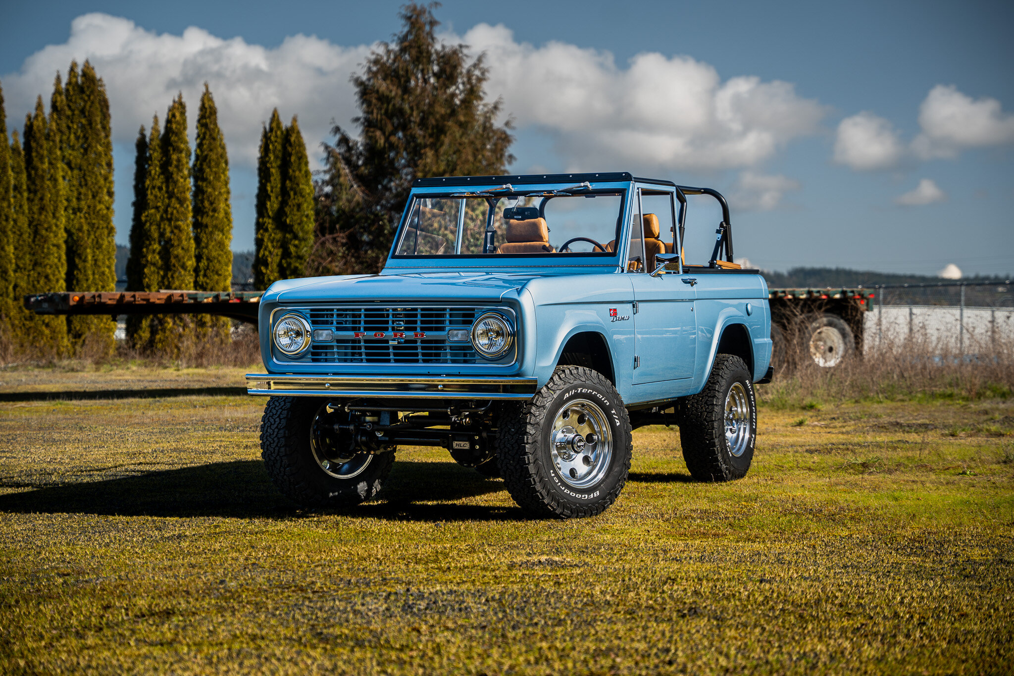 A Closer Look At Our 72' Brittany Blue Ford Bronco 🧐  Build #197 | Ball Glove Leather Heated Seats 😍 Coyote 5.0 Engine Paired to Fords 10-Speed Automatic Transmission 🙌 Classic Styling with Modern Technology! 🛠️

🌎 Highlineclassics.com 
☎️ Call 