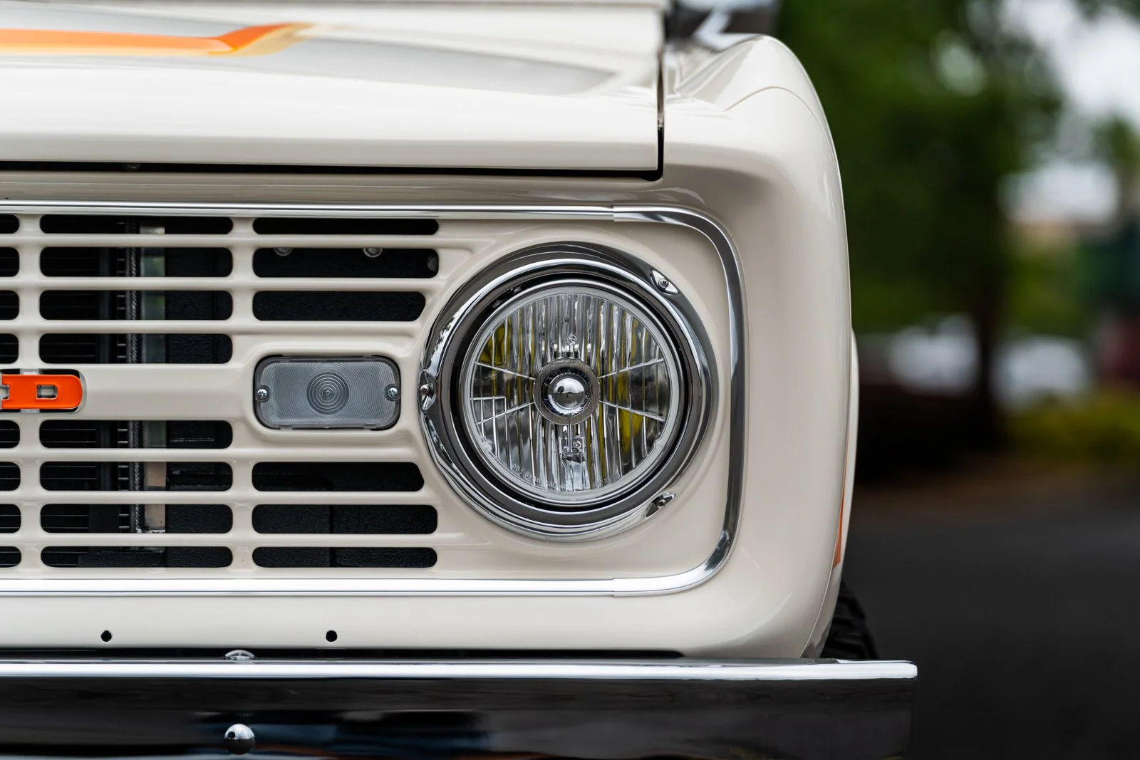 RETRO BRONCO SMALL-36.jpg