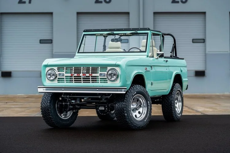 013-light-jade--hlc-order-legacy--1966-ford-bronco-light-jade.jpg