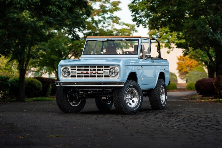 003-balboa-blue-metallic--hlc-order-legacy--1974balboa.jpg
