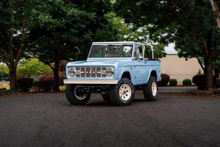 012-balboa-blue-metallic--hlc-order-legacy--1969-balboa-blue.jpg