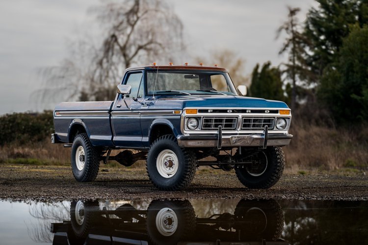 033-dentside-patina--hlc-order-legacy--1977-f250-midnightblue.jpg