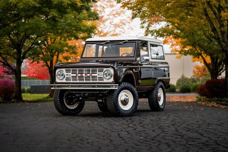 006-macadamia-metallic--hlc-order-legacy--1966-ford-bronco-macadamia-brown.jpg