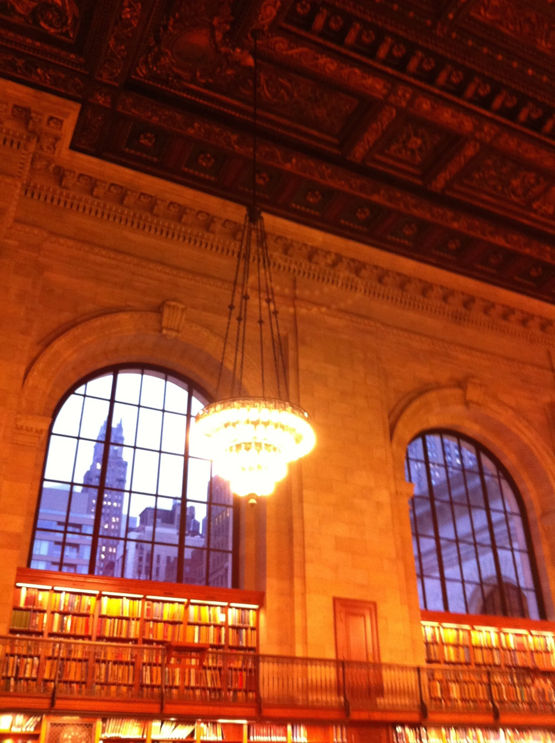 Need a Master Class in Storytelling? Start with 5 Lessons from StoryCorps &amp; Humans of New York