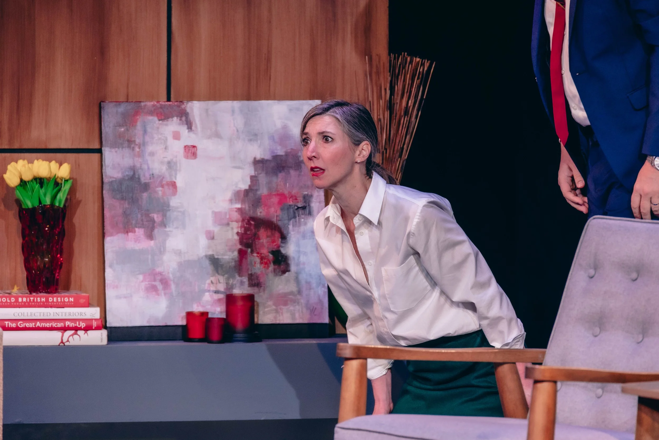 Aimee Thomas as Annette Raleigh
