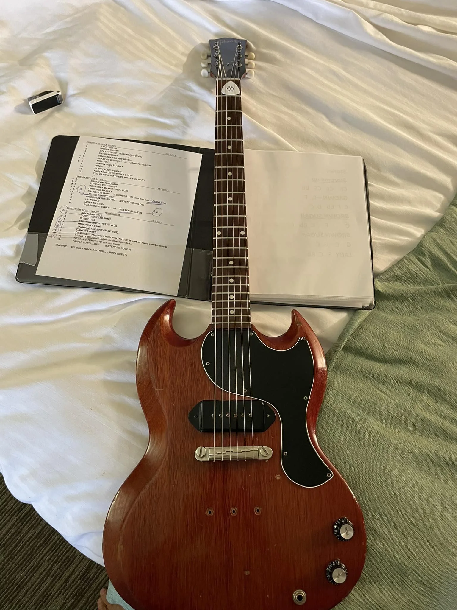 Work! 3x one hour sets tonight.  Got my baby with me. &lsquo;64 SG Junior 
.
.
.
#doors #ledzeppelintribute #ledzeppelin #livemusic #rollingstones #RockNRoll #fenderamps #gibson #lynncudemusician