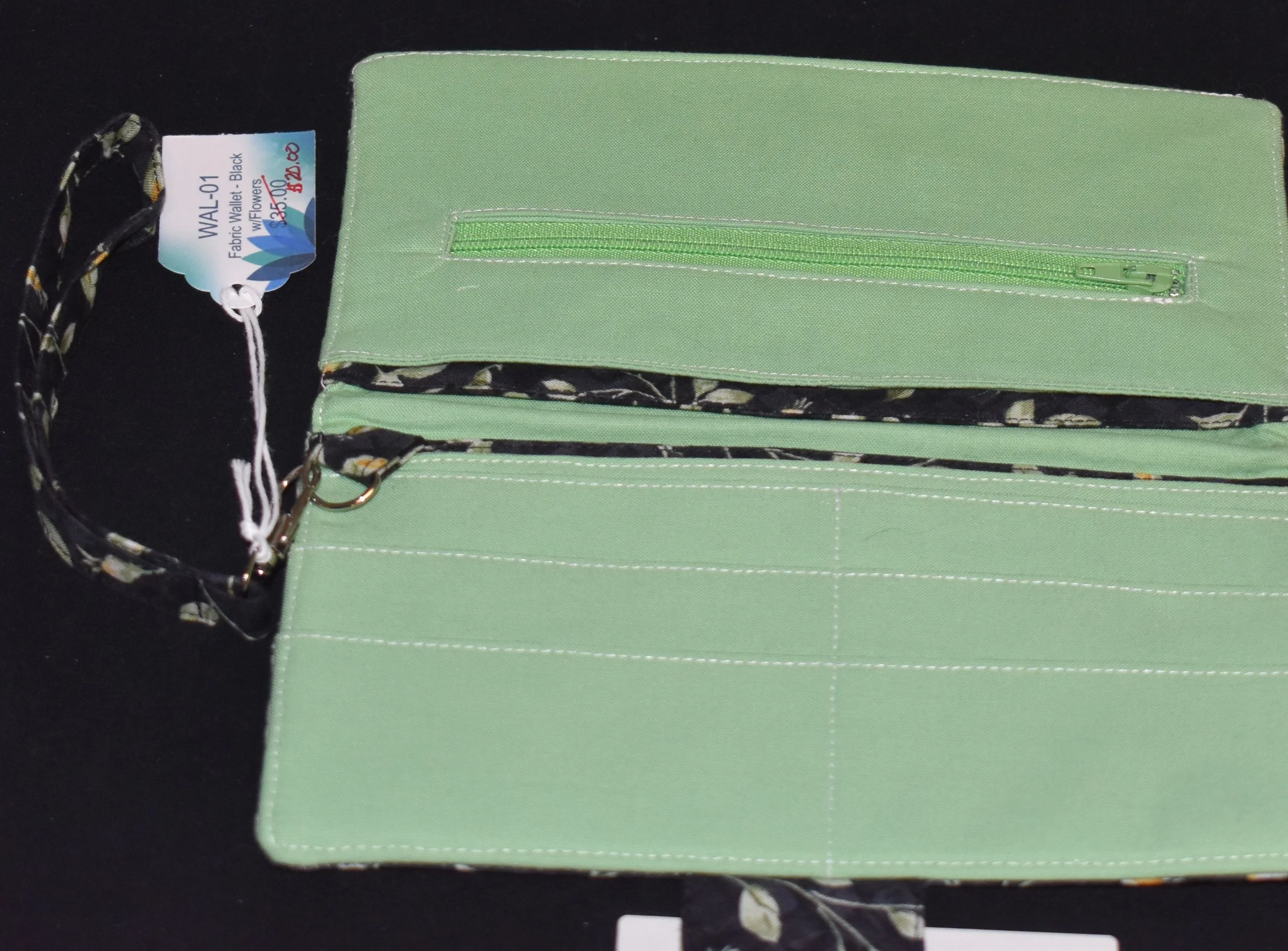 Fabric Wallet Inside.JPG