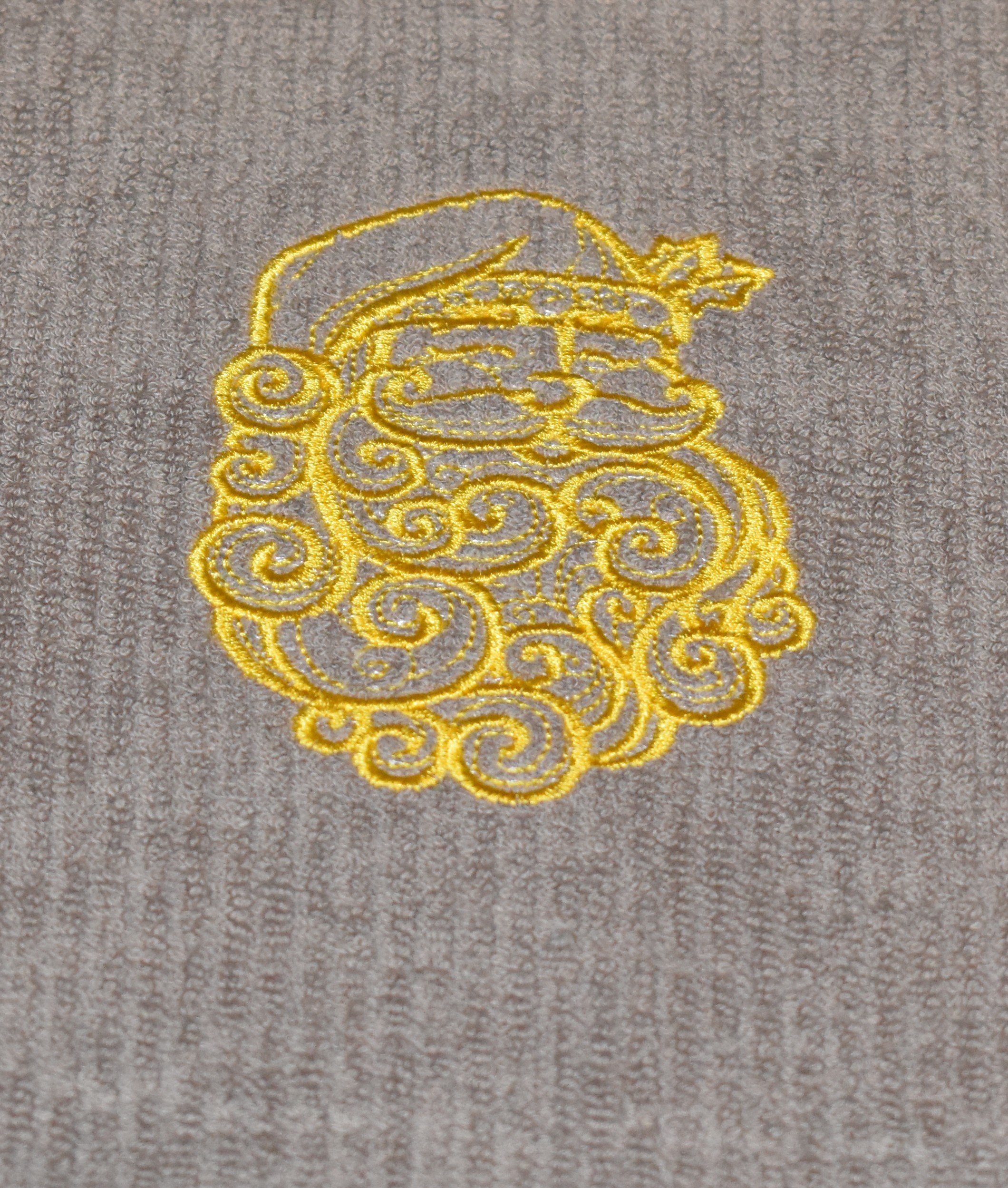 Filigree Santa Claus (Goldwork)