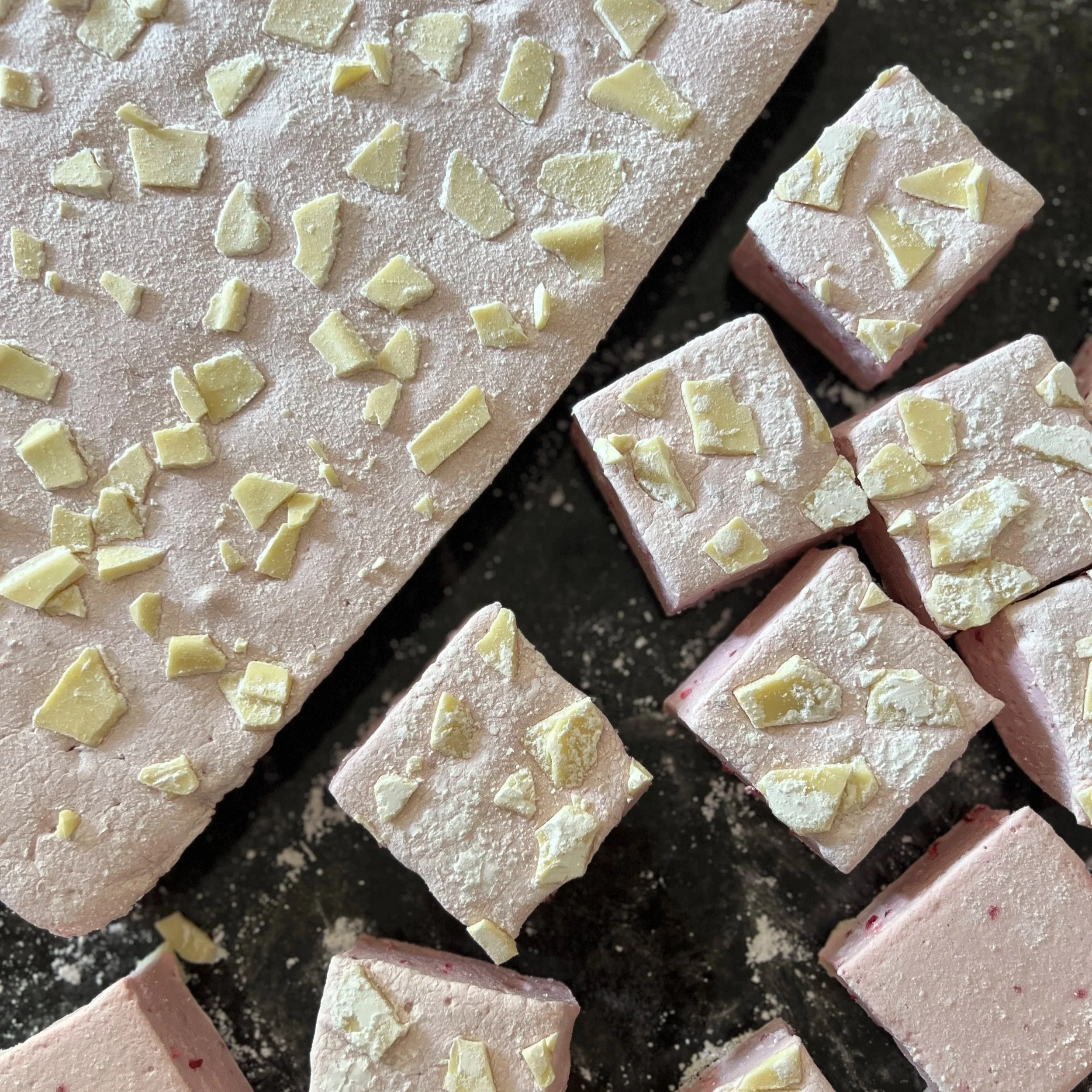 Jumbo Raspberry and White Chocolate Marshmallows (4 pack)
