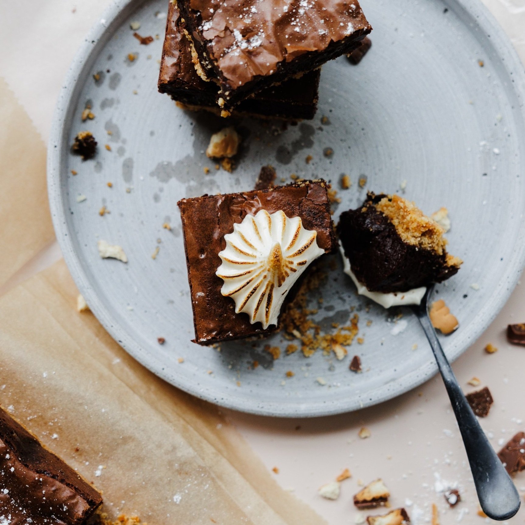 Chocolate Brownie topped with The Mallow Makers Vanilla Wonder Fluff Marshmallow Cream