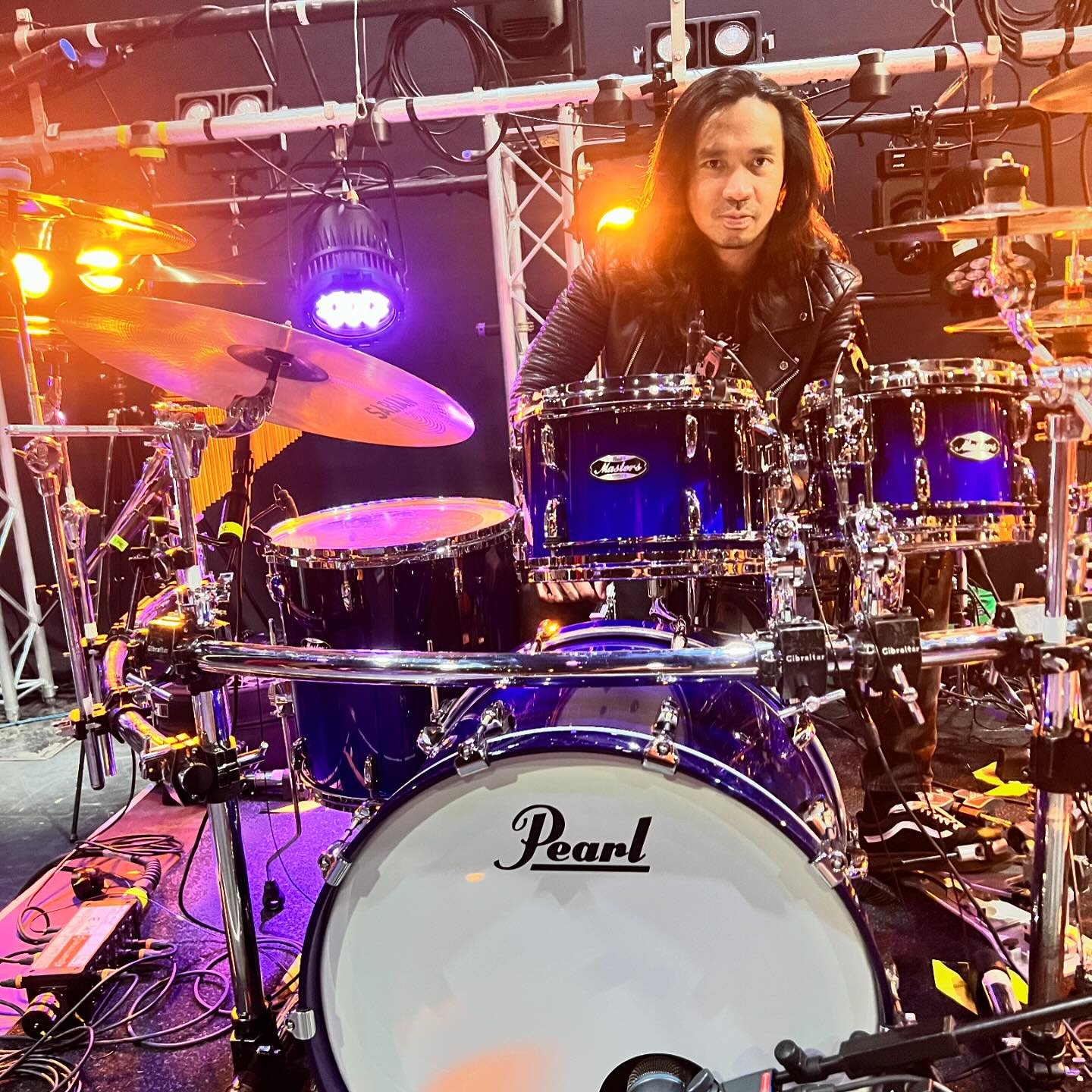 UK shows are done and now we start the EU shows. So many amazing and very welcoming people I&rsquo;ve met so far on this tour. 

We arrived in Oberhausen, Germany 🇩🇪 
#drums #drummer #tour