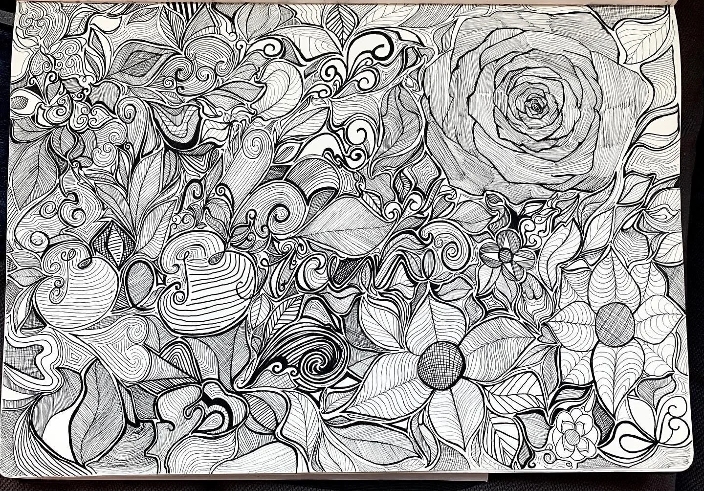 Be Brave.
&bull;
&bull;
&bull;
&bull;
&bull;
&bull;
&bull;
#linedrawing #stippling #drawing #pen #ink #micron #copic #micronpen #blackandwhite #sketchbook #words #sketchbookdrawing  #texture #typography #typographyinspired #drawinglove #moleskine