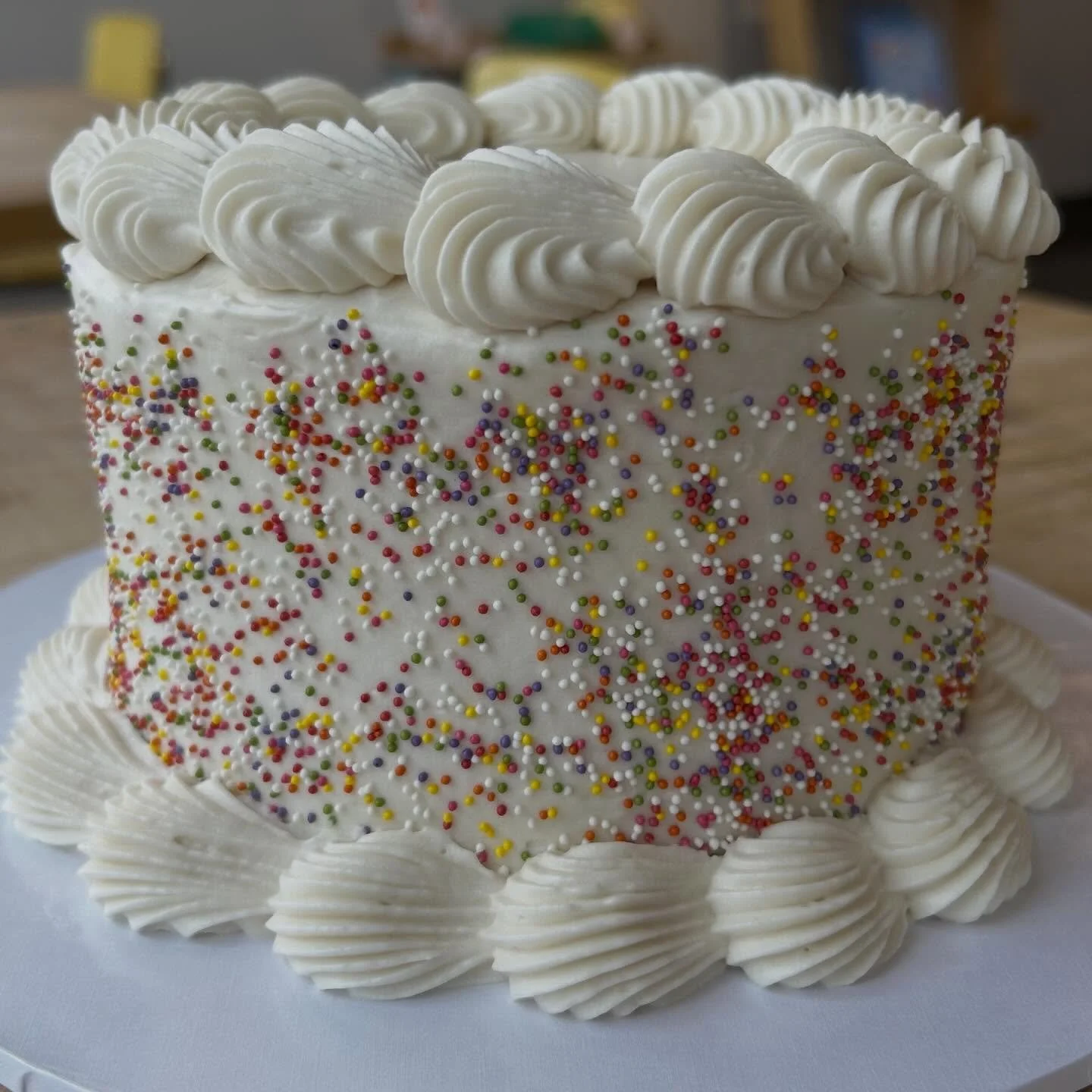 6" Vanilla Celebration cake

Just like everything we do it's gluten-free and vegan! 

Made to order but sometimes, like today, we make an extra for those last minute cake emergencies. Call the shop at 216-543-9769 to claim or pre-order for the f