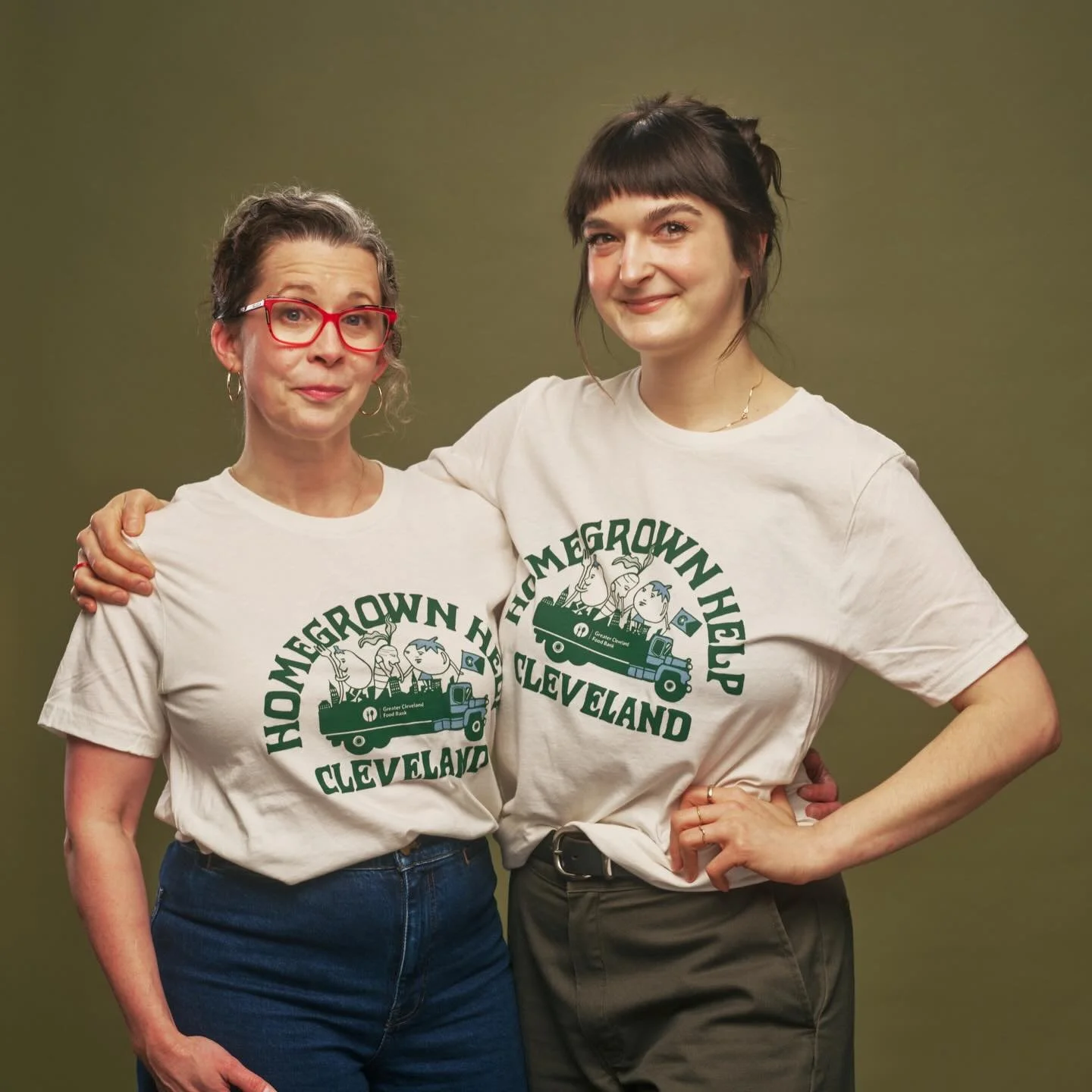 This shirt > just a shirt. This shirt from @cleflag represents the best of Cleveland. As a transplant to this town my favorite thing about Cleveland is its people. Clevelanders show up for each other in ways other cities can only dream of. 

Right