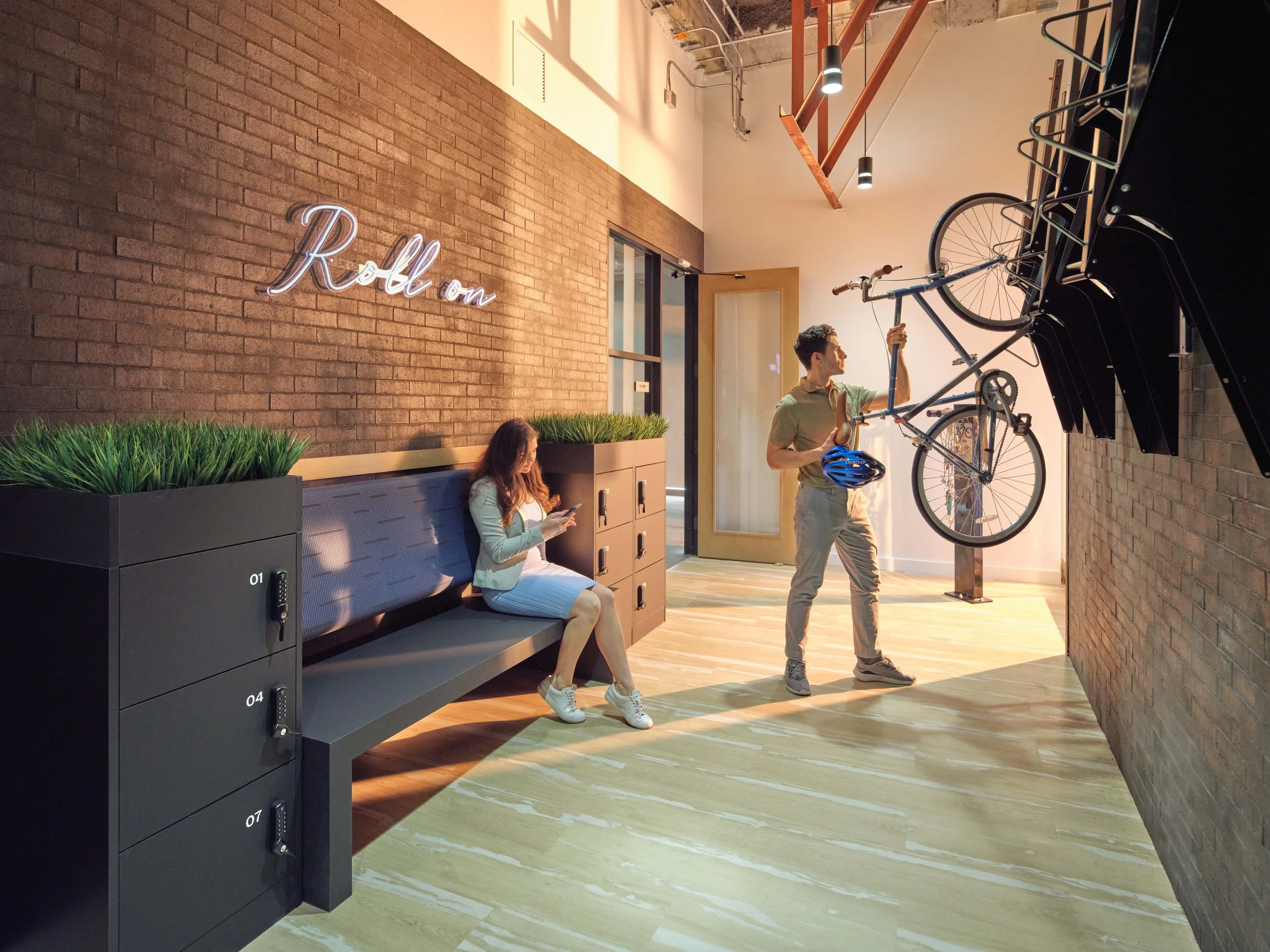 10800 Plaza_ (41).jpg