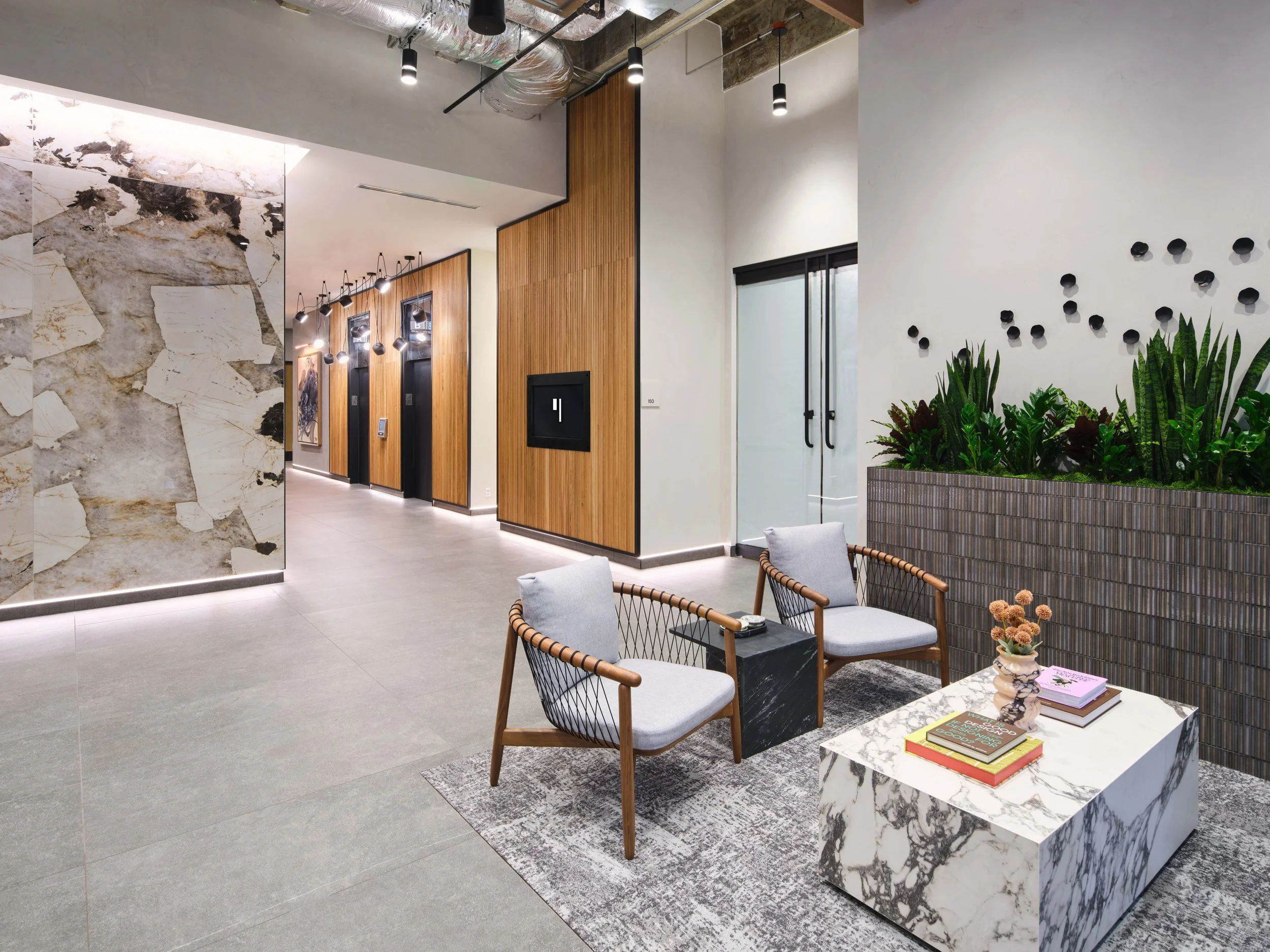 10800 Plaza_ (29).jpg