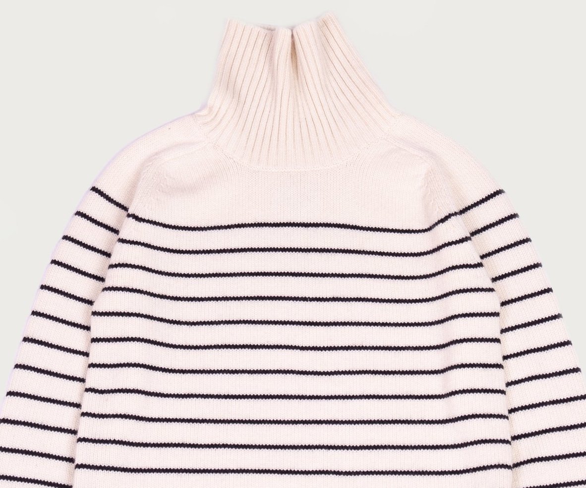 AW+24-11+FITTED+TURTLENECK+STRIPE+.jpg