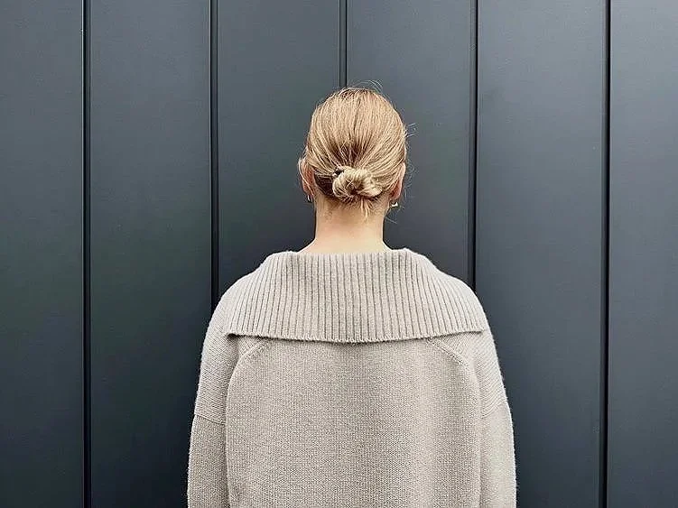  f / w  2 3 
