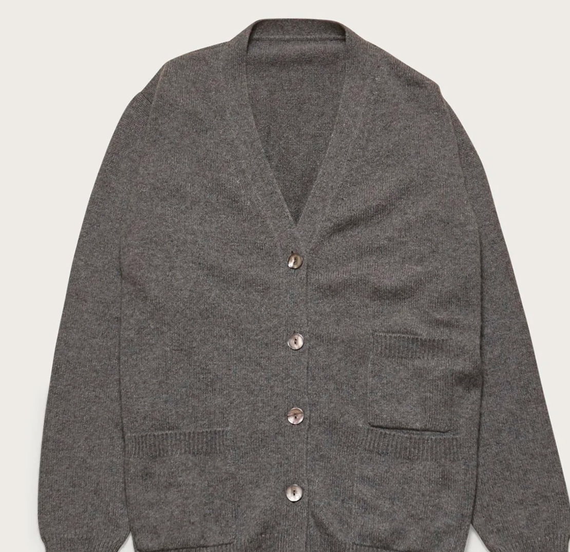 AW+1924-13+V+NECK+LONG+CARDIGAN+3+POCKET+.png