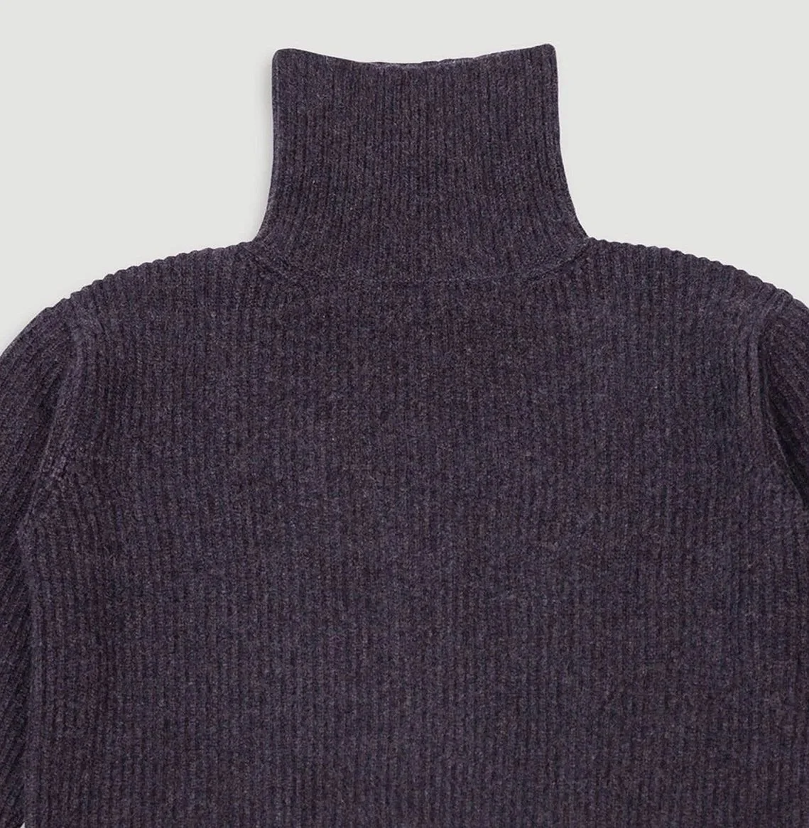 AW-25-40-RIBBED-COWL-NECK-_-4-PLY-CASHMERE-_-COLO-CHARCOAL-_-CIF-%25EF%25BF%25BD-261.jpg