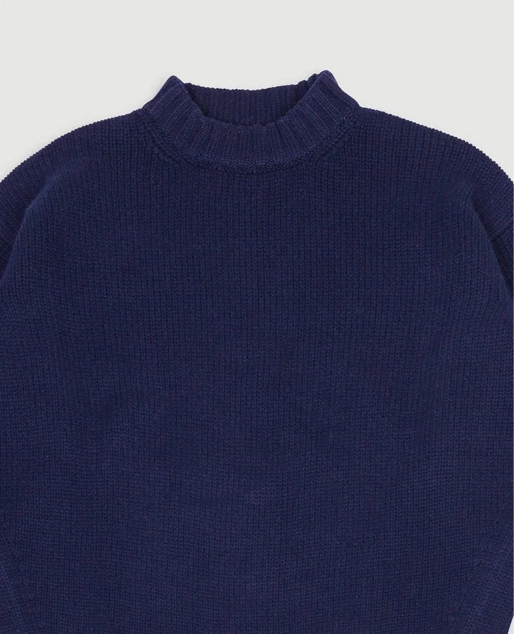 AW-25-33-TAPER-SLEEVE-CREW-_-7-PLY-CASHMERE-_-COLOR-INKWELL-_-CIF-%25EF%25BF%25BD-256.jpg