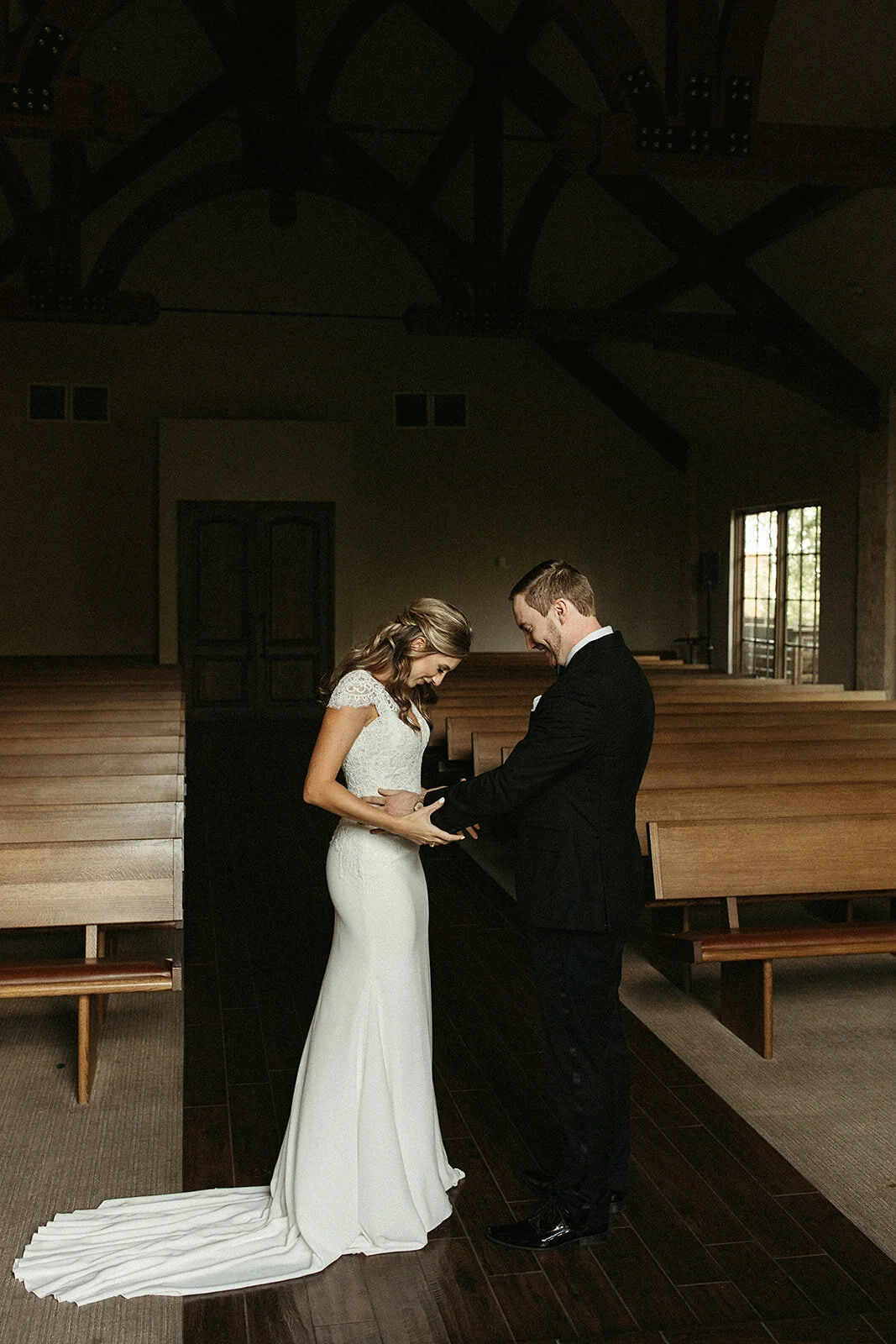 SteritzWedding_TheLaurelGrapevineTX_MadisonKatlinPhotography-4-9.jpg