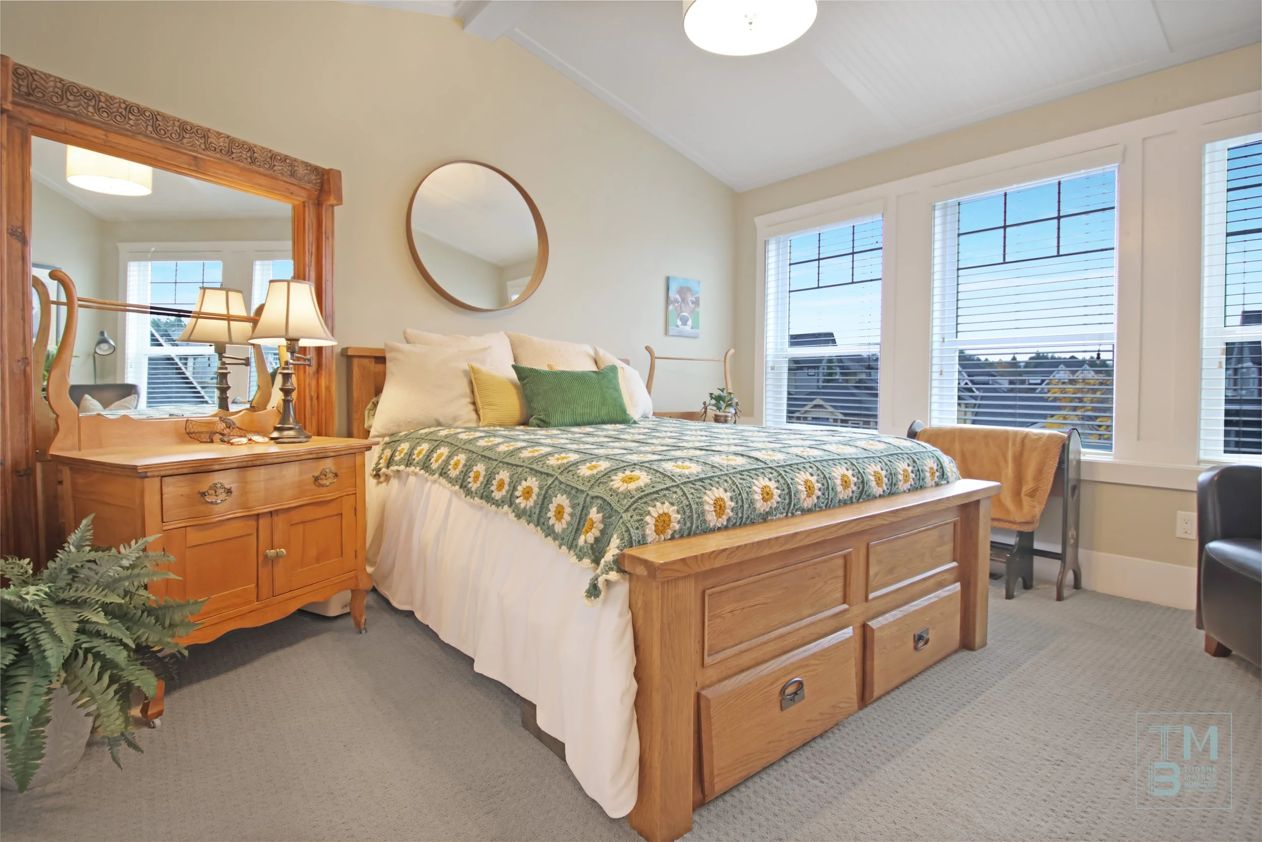 24 GuestBdrm1.jpg
