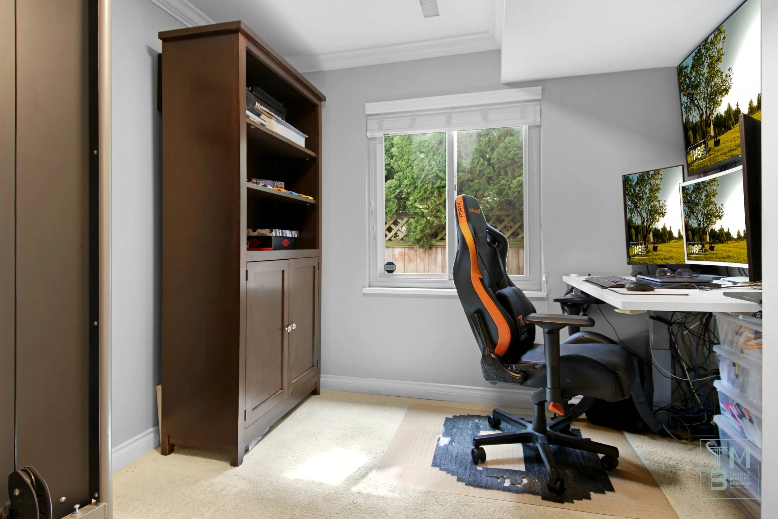 22 Office.jpg