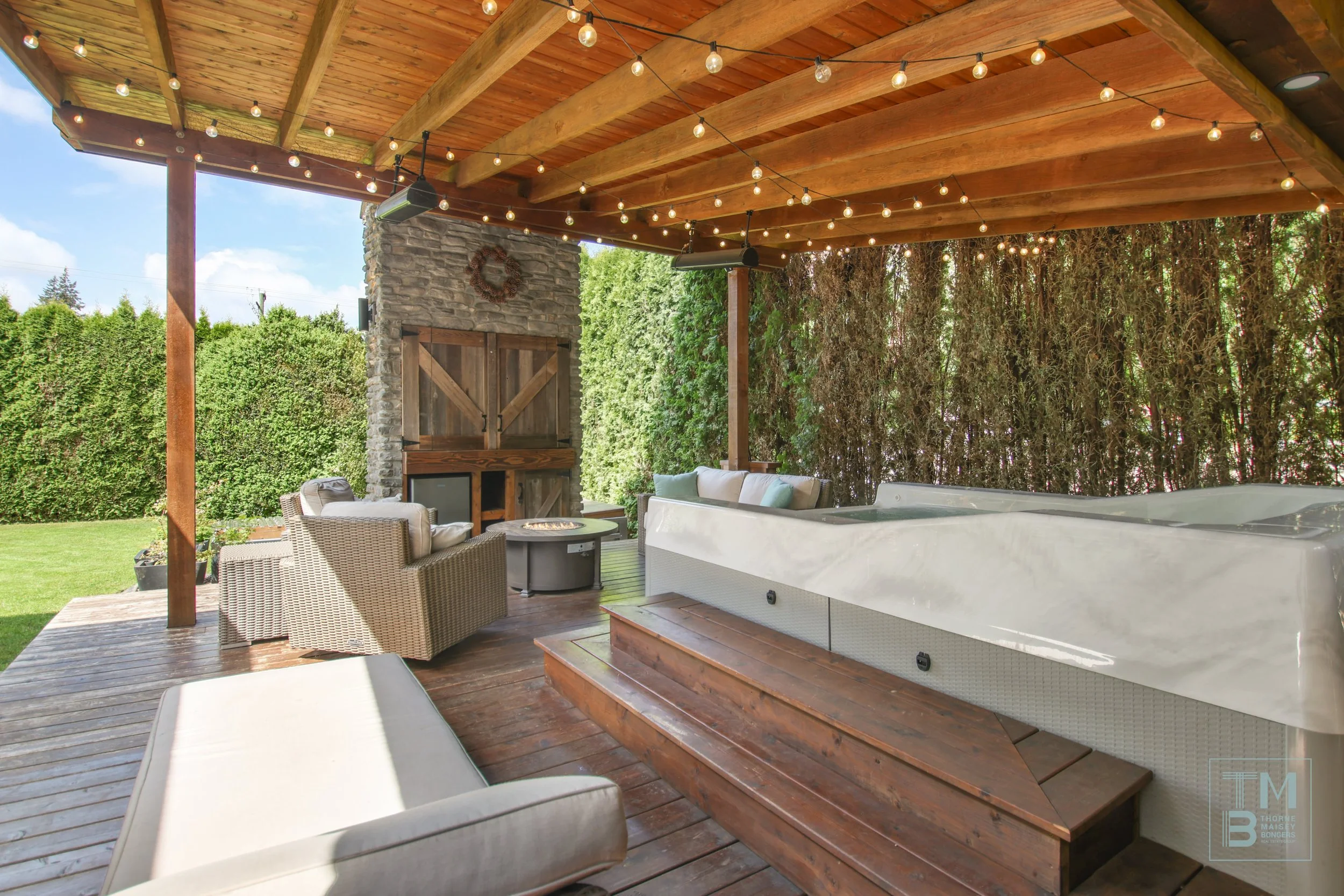Backyard2.jpg