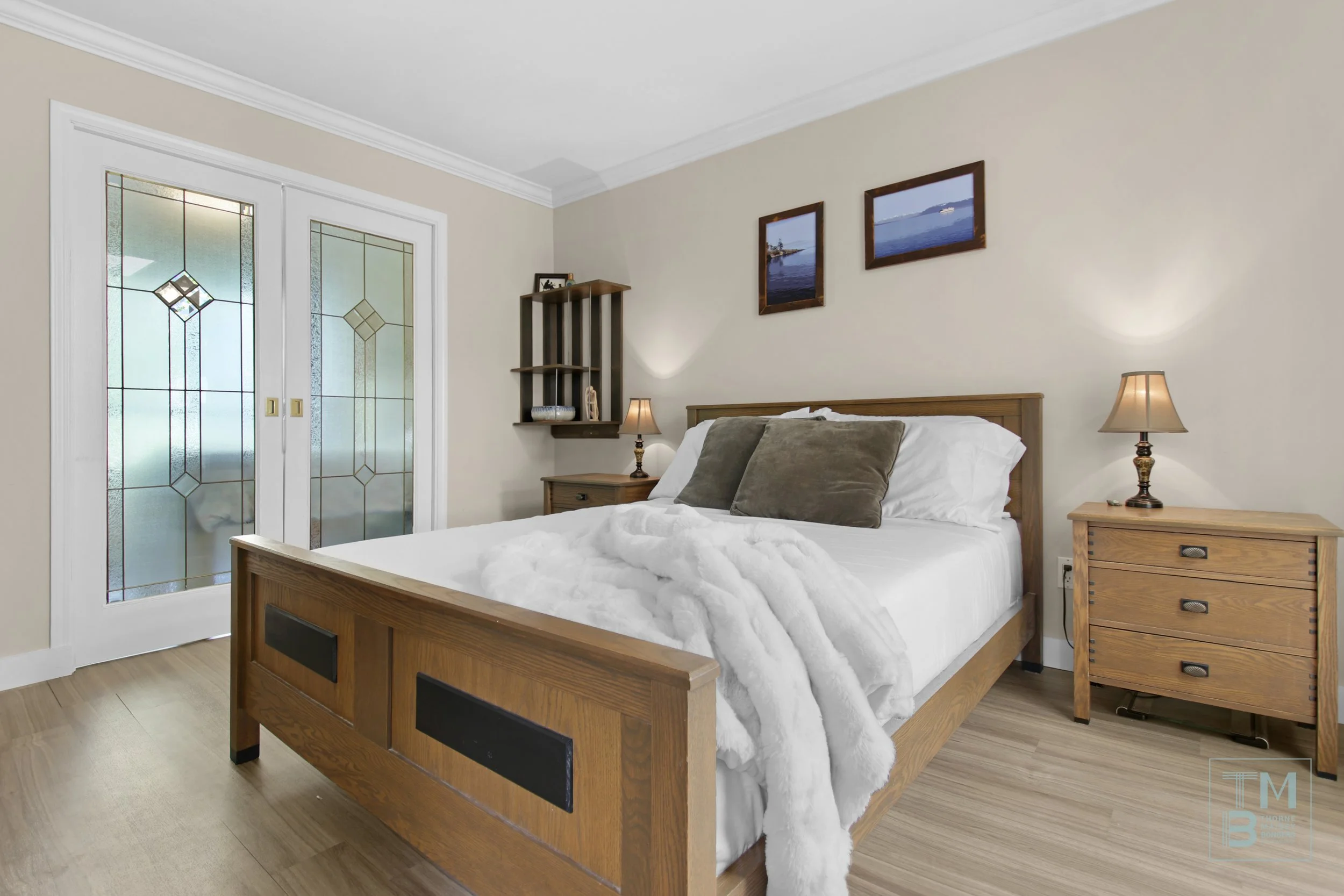 19 PrimaryBDRM.jpg