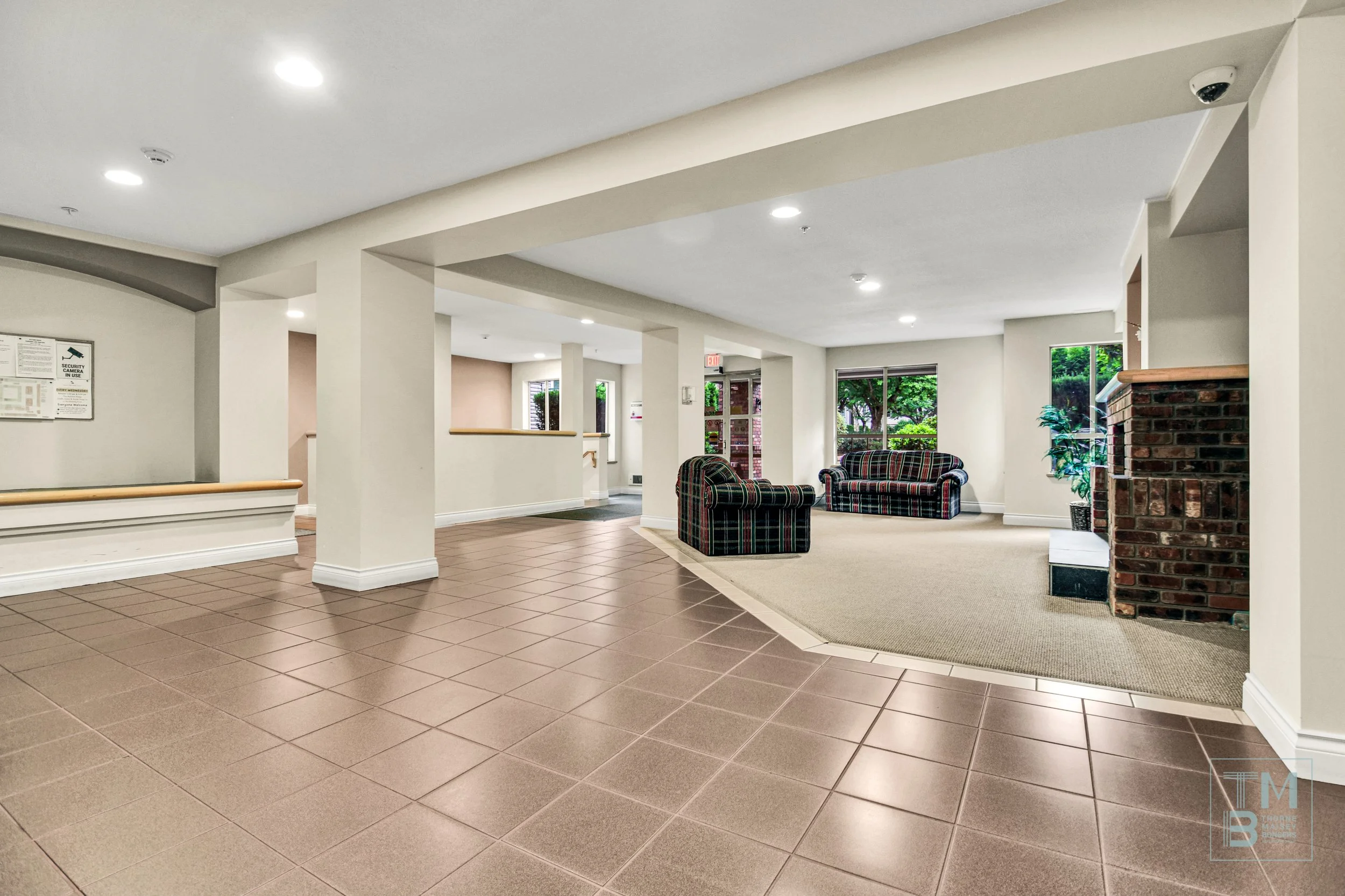4. Foyer.jpg
