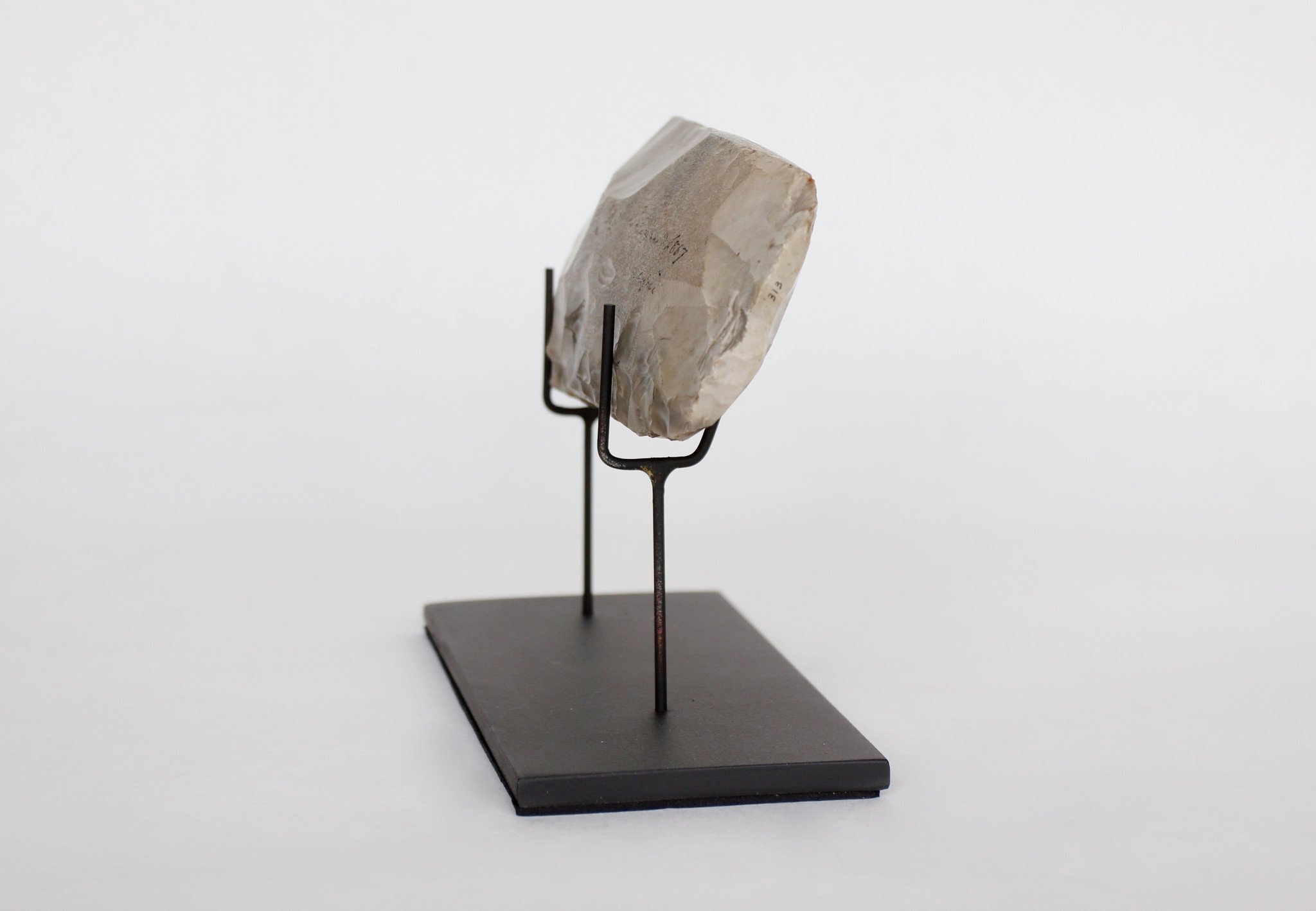 Neolithic_Axe_4.jpg