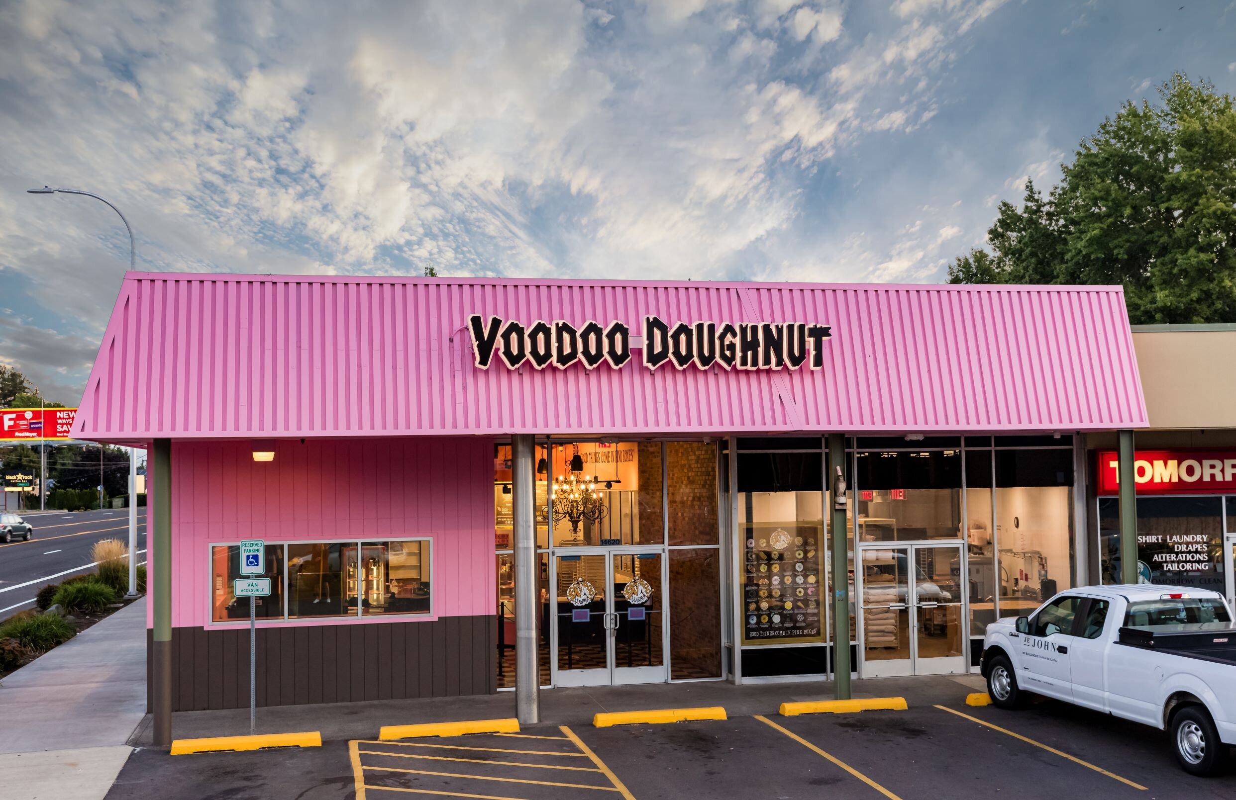 02_VooDoo_Resize.jpg